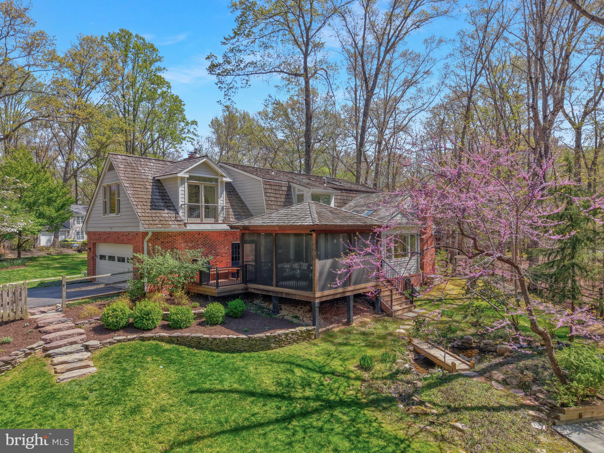 RESTON - Residential