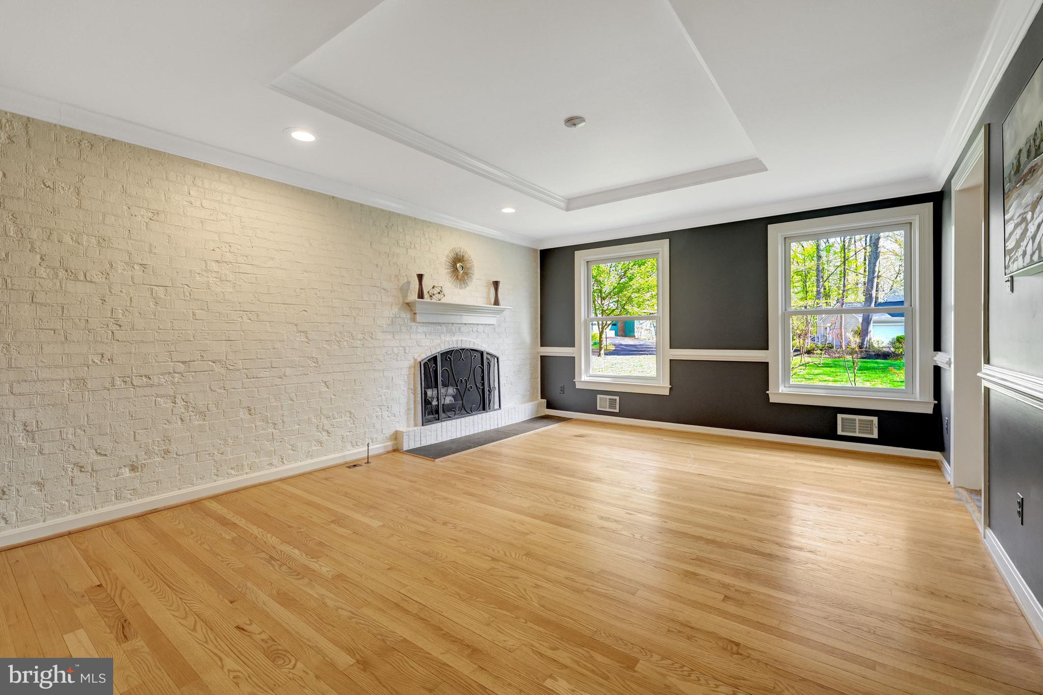 11809 TRIPLE CROWN ROAD