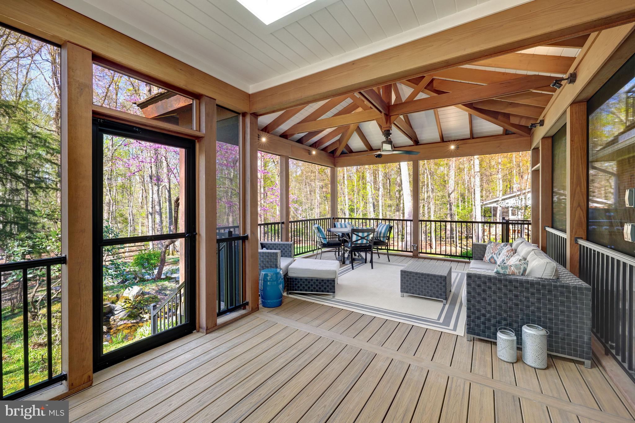 RESTON - Residential