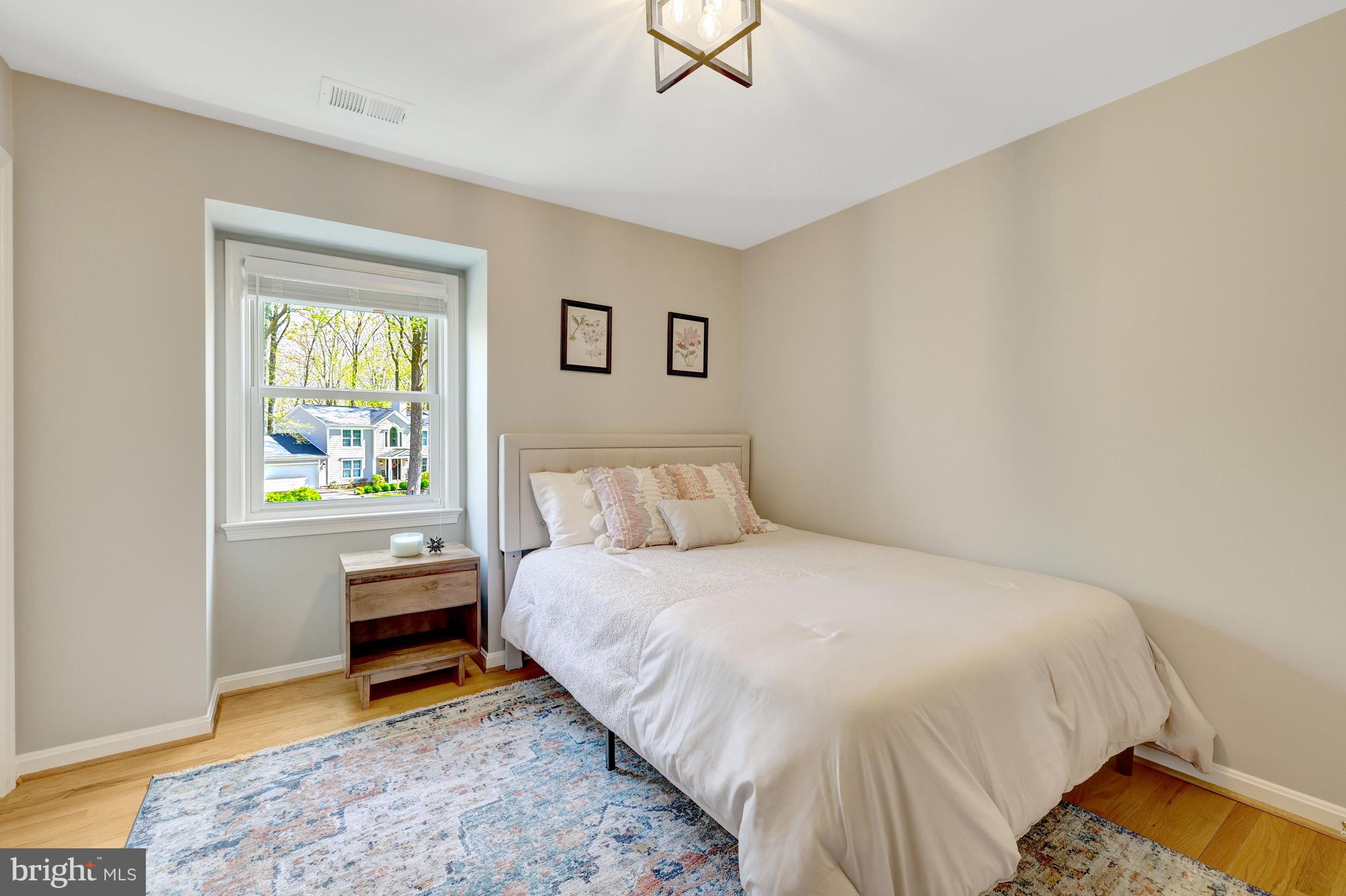 RESTON - Residential