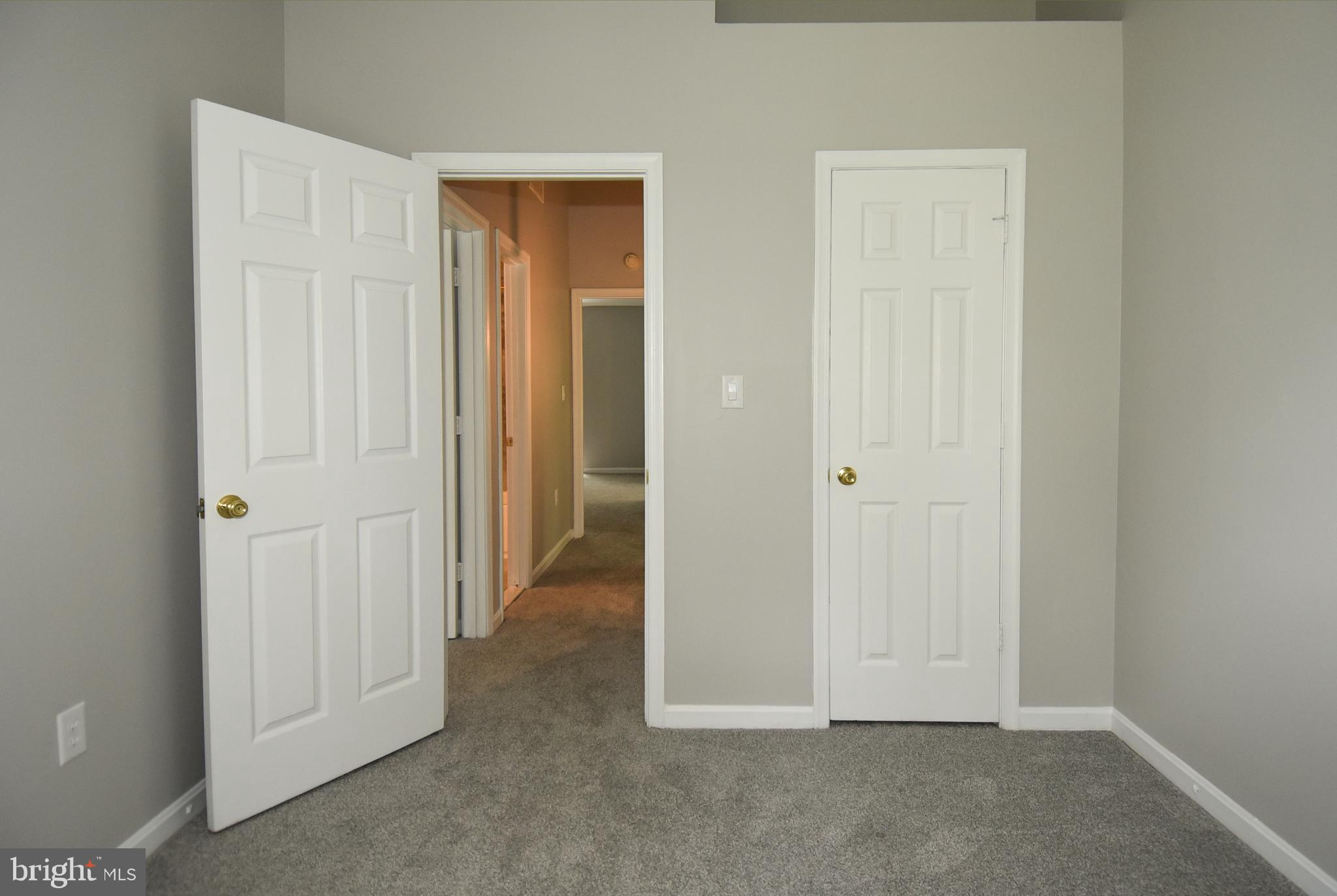 WOODVIEW VILLAGE - Residential