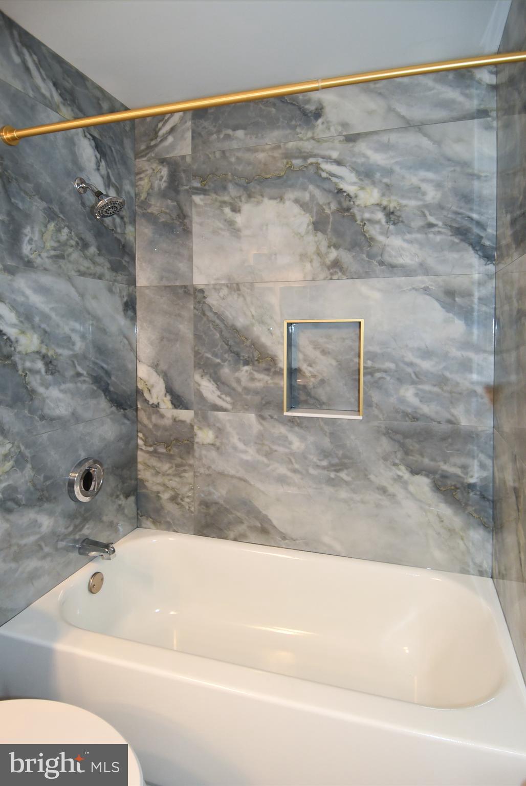 WOODVIEW VILLAGE - Residential