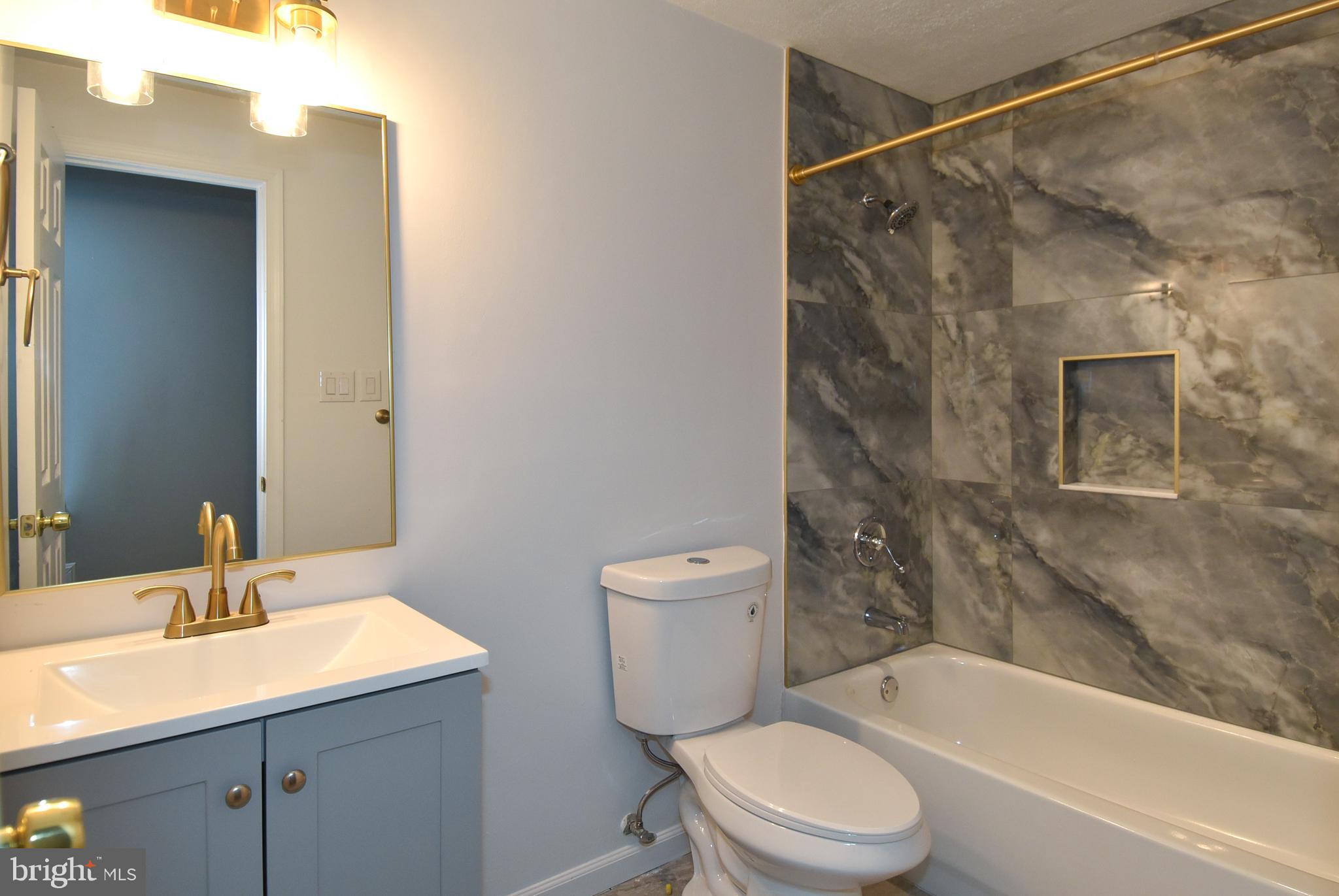 WOODVIEW VILLAGE - Residential