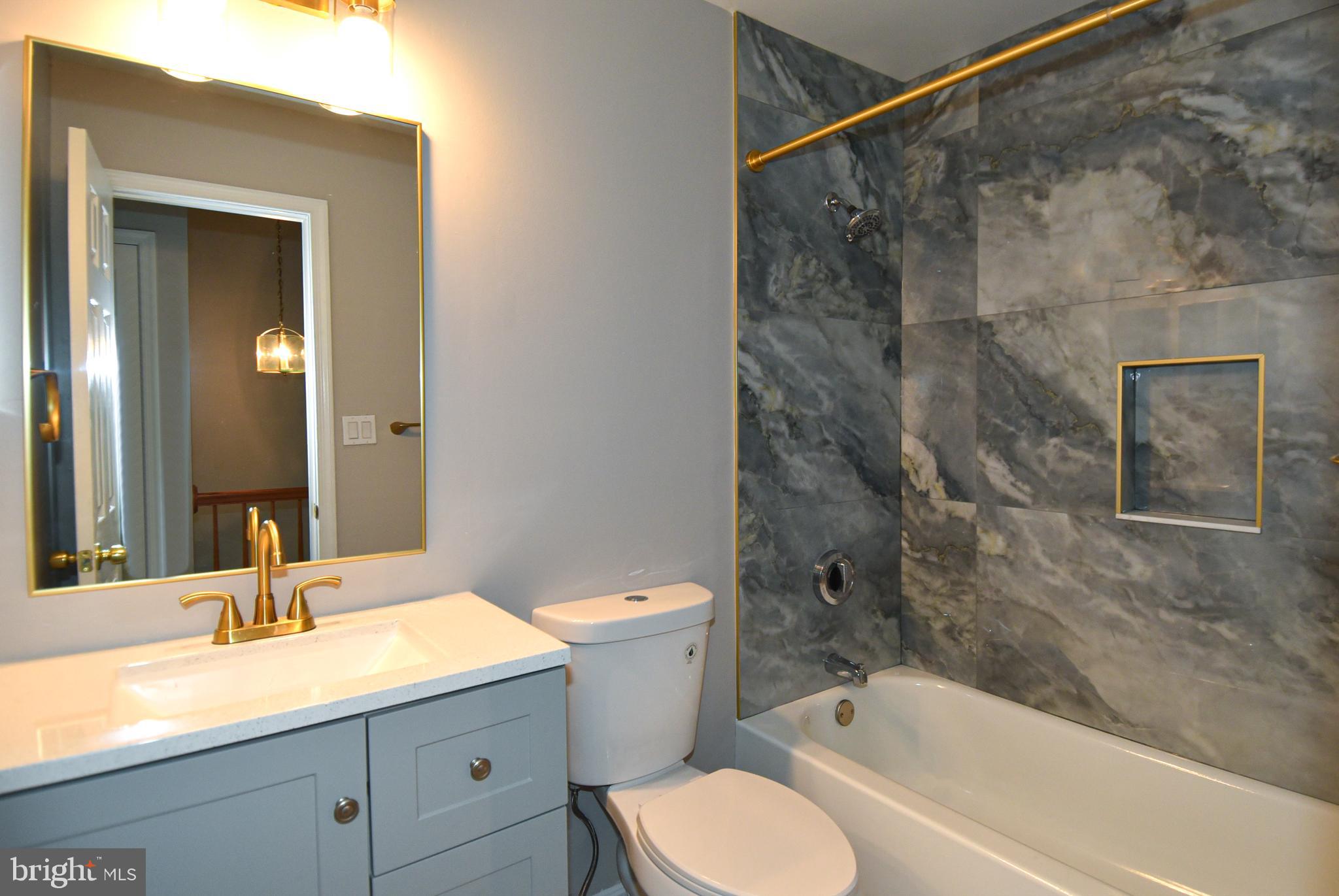 WOODVIEW VILLAGE - Residential