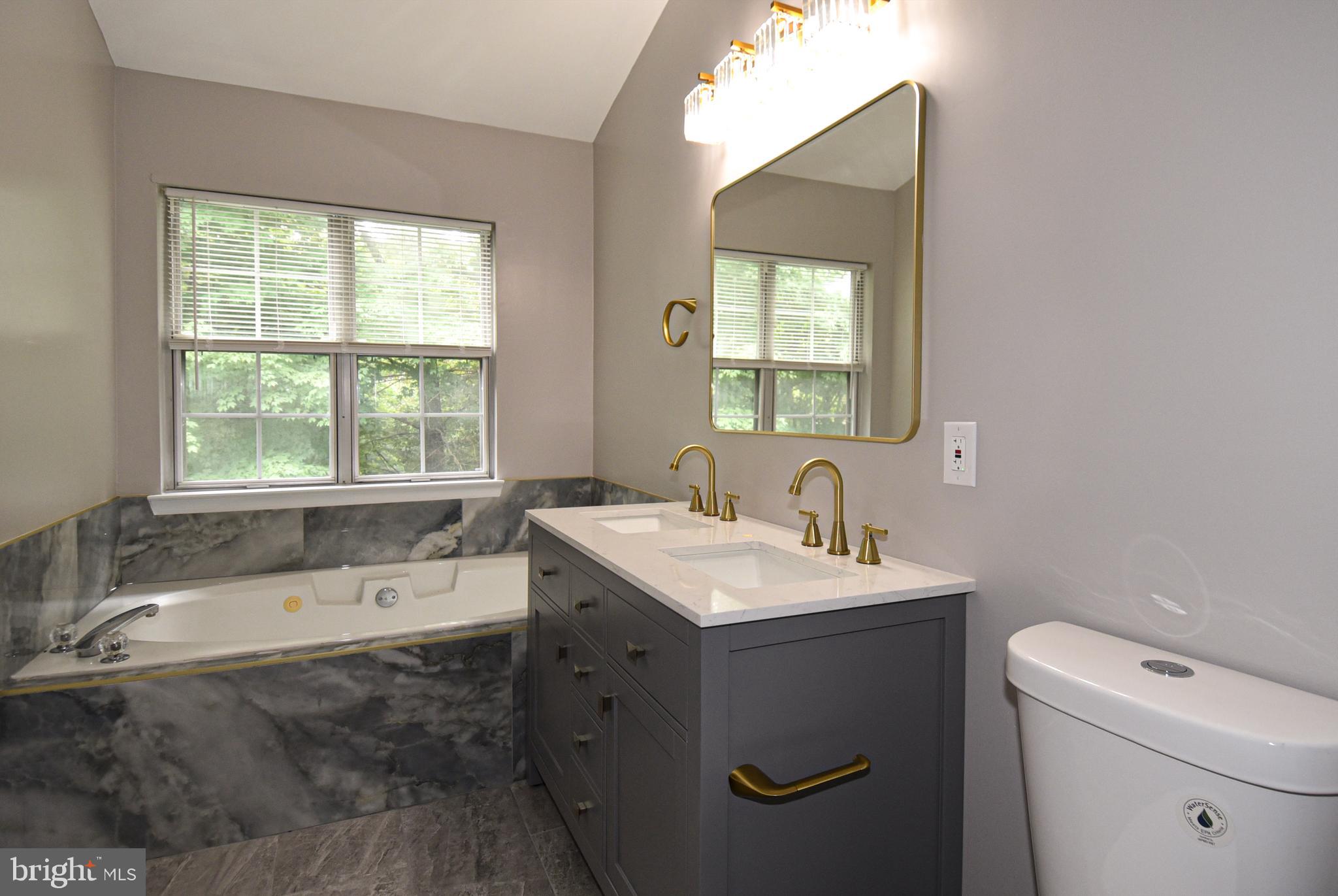 WOODVIEW VILLAGE - Residential