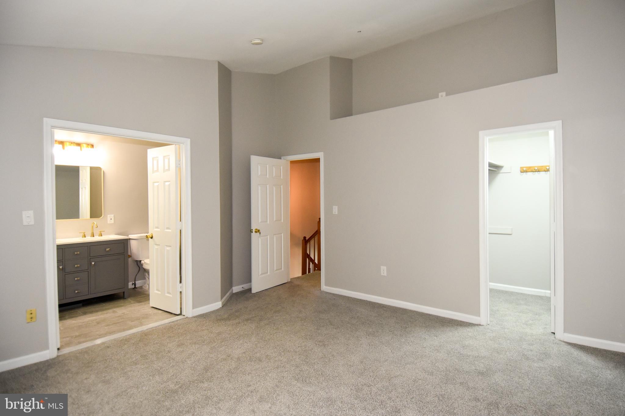 WOODVIEW VILLAGE - Residential