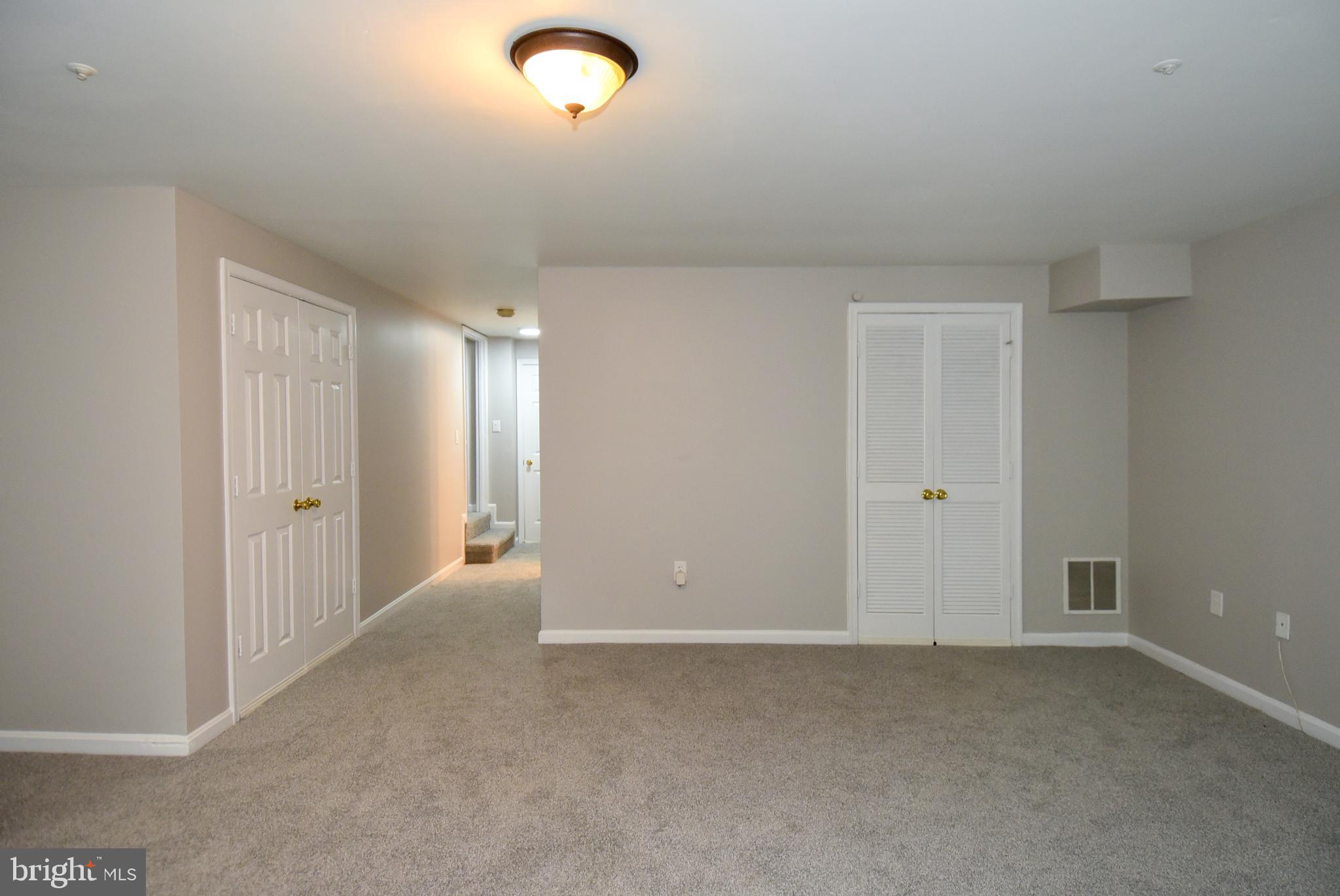 WOODVIEW VILLAGE - Residential