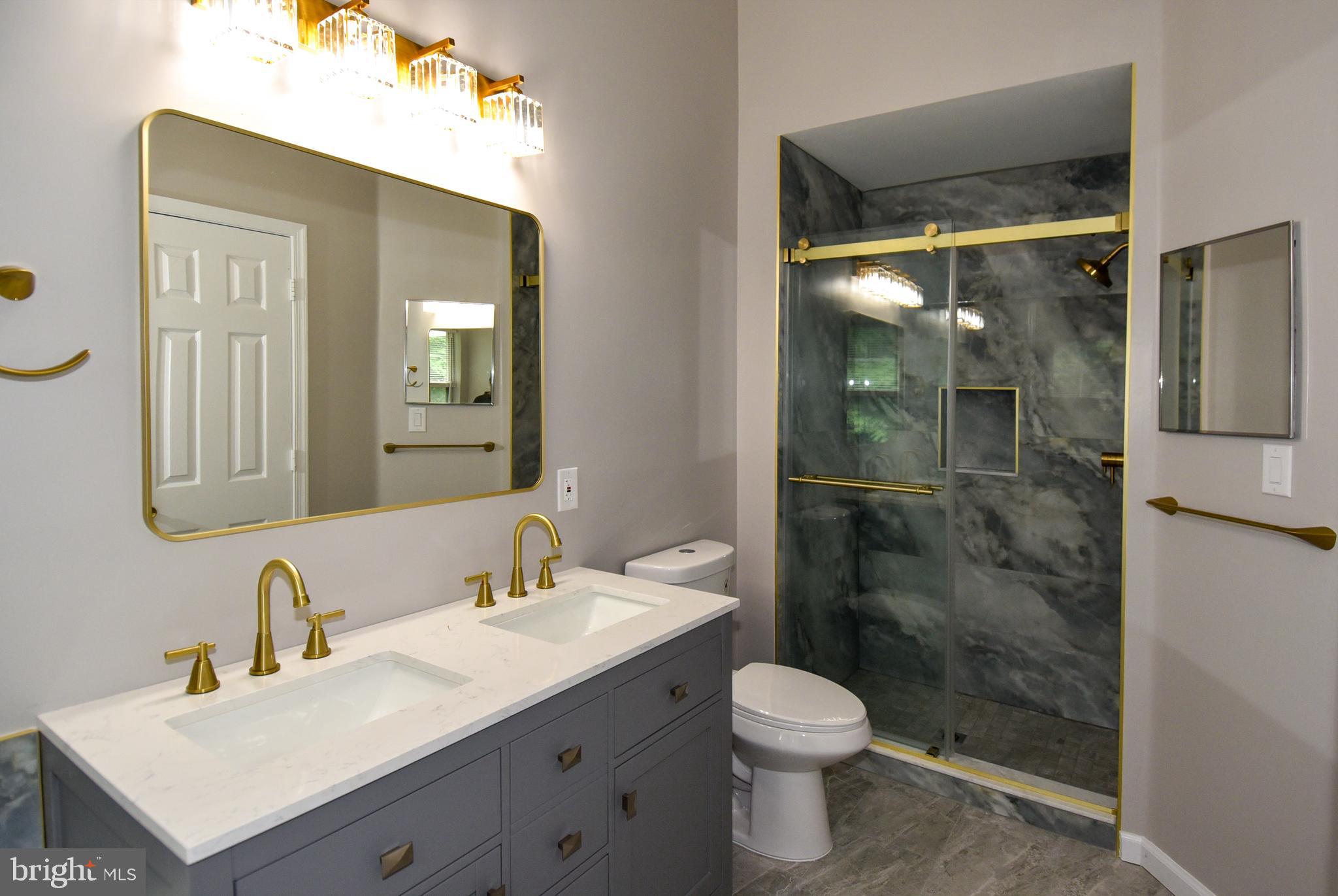 WOODVIEW VILLAGE - Residential