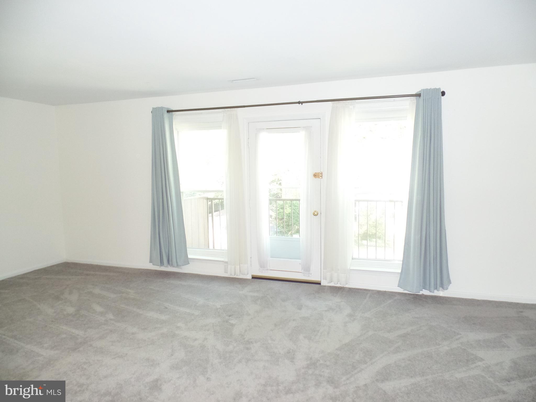 FAIRFAX PLAZA TOWNHOUSES - Residential