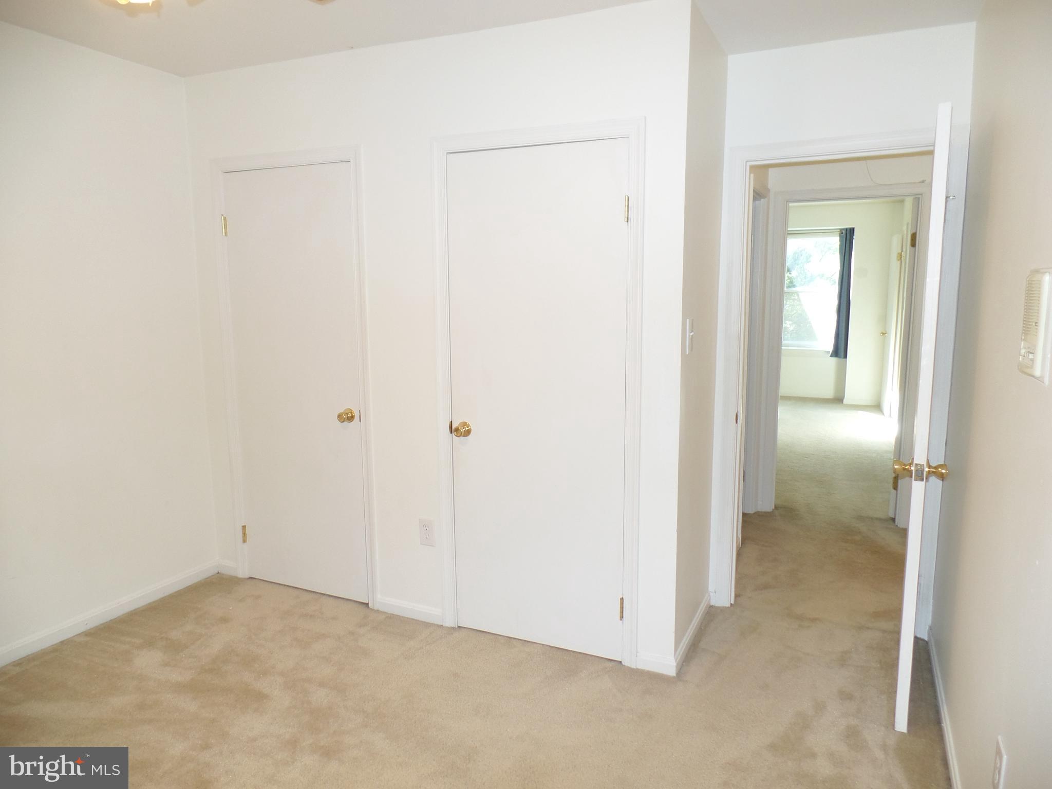 FAIRFAX PLAZA TOWNHOUSES - Residential