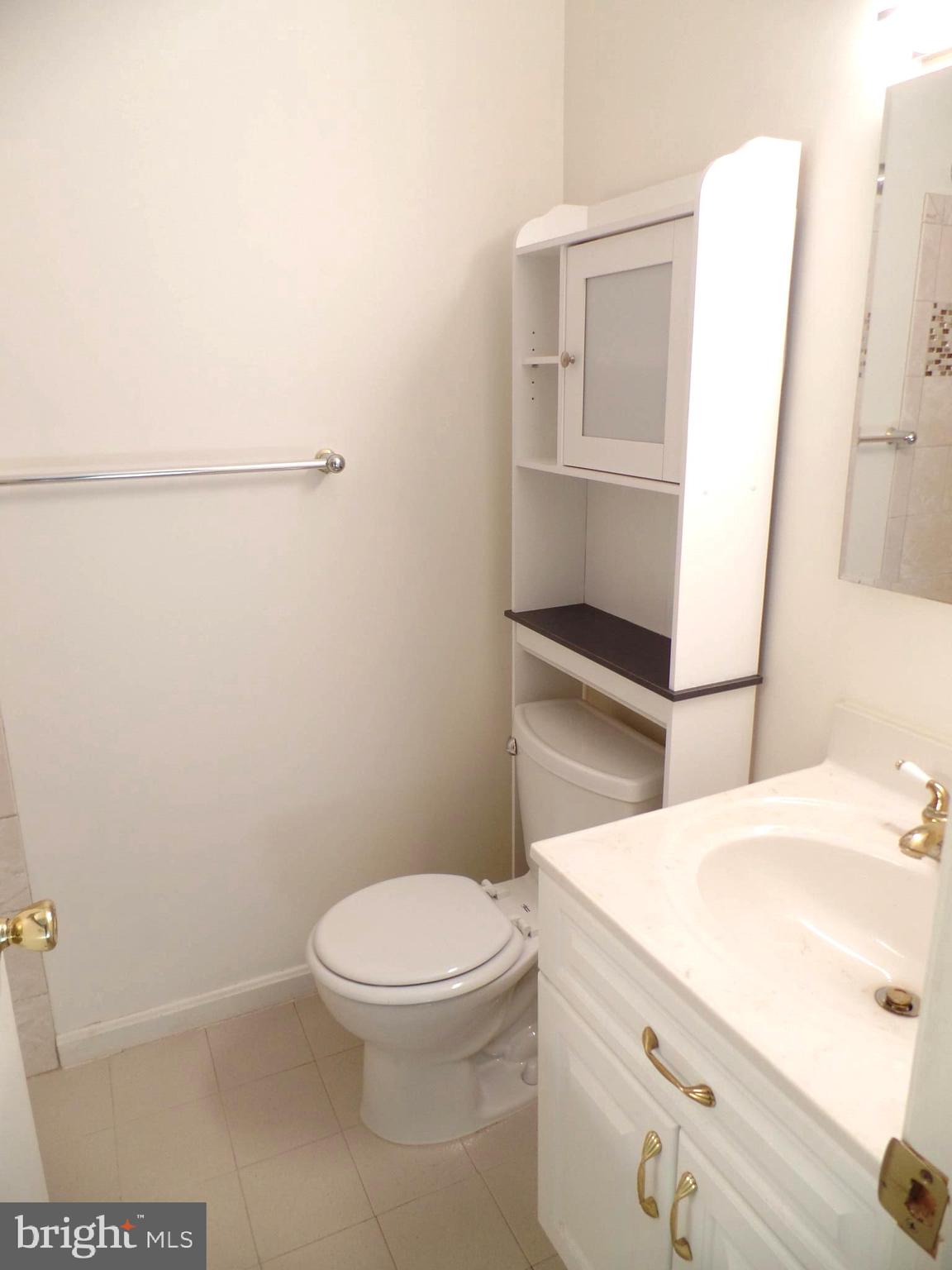 FAIRFAX PLAZA TOWNHOUSES - Residential