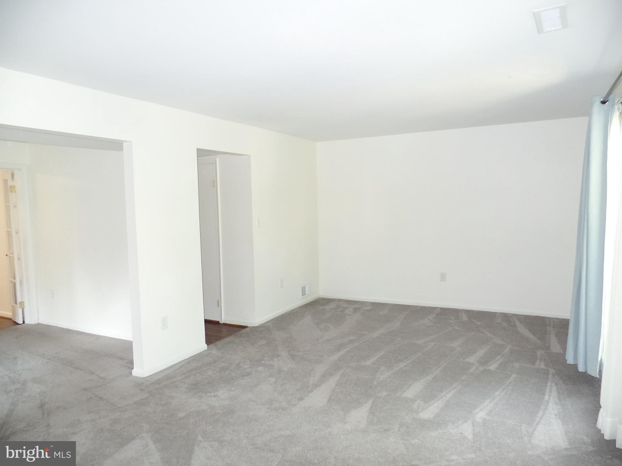 FAIRFAX PLAZA TOWNHOUSES - Residential