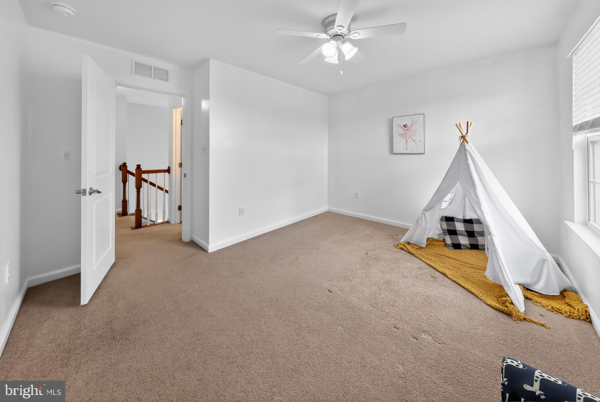 CANAL VIEW - Residential