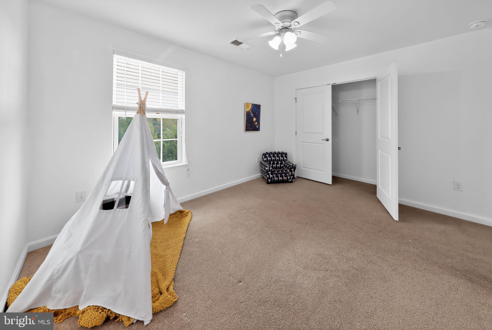 CANAL VIEW - Residential