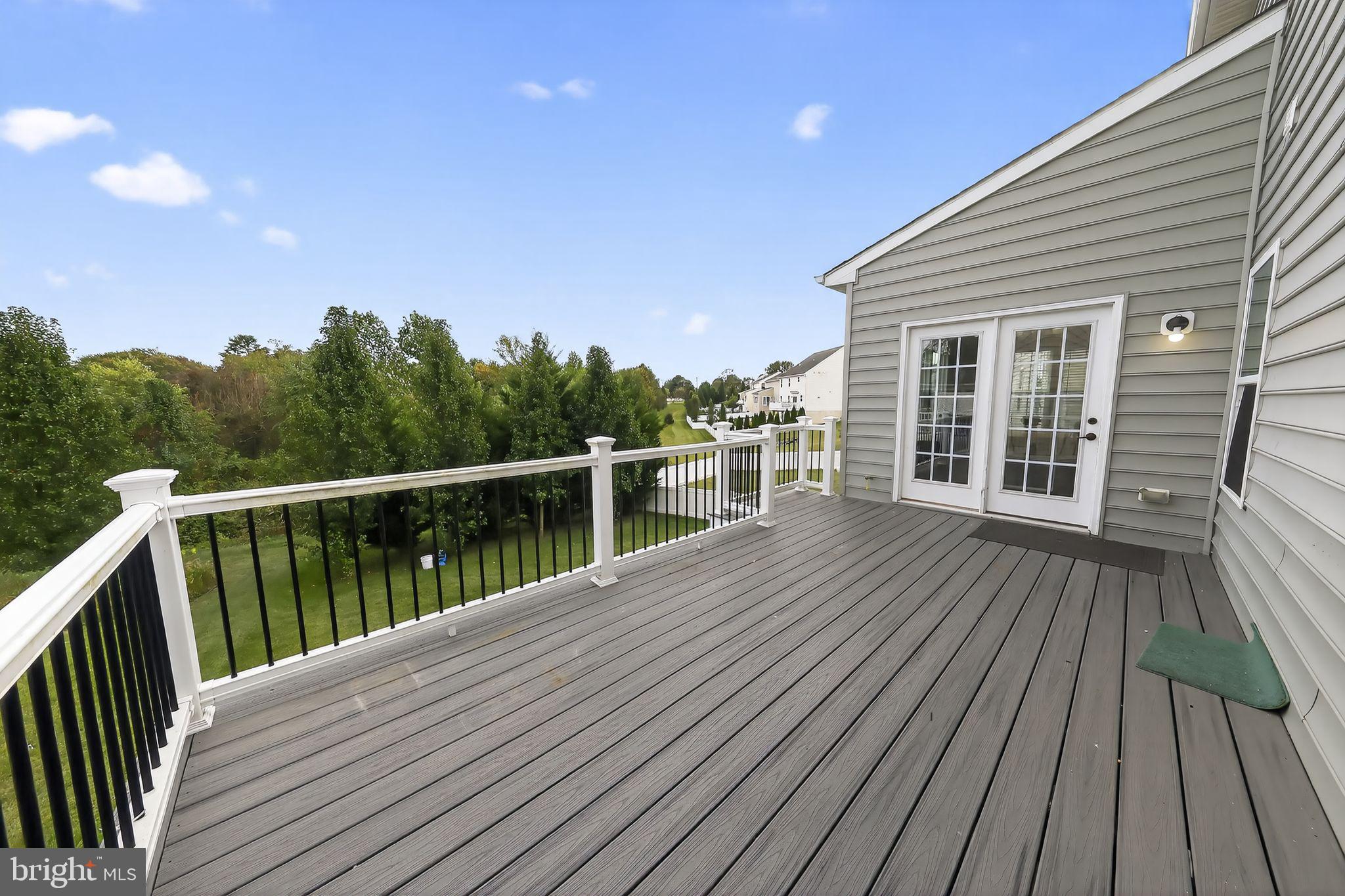 CANAL VIEW - Residential