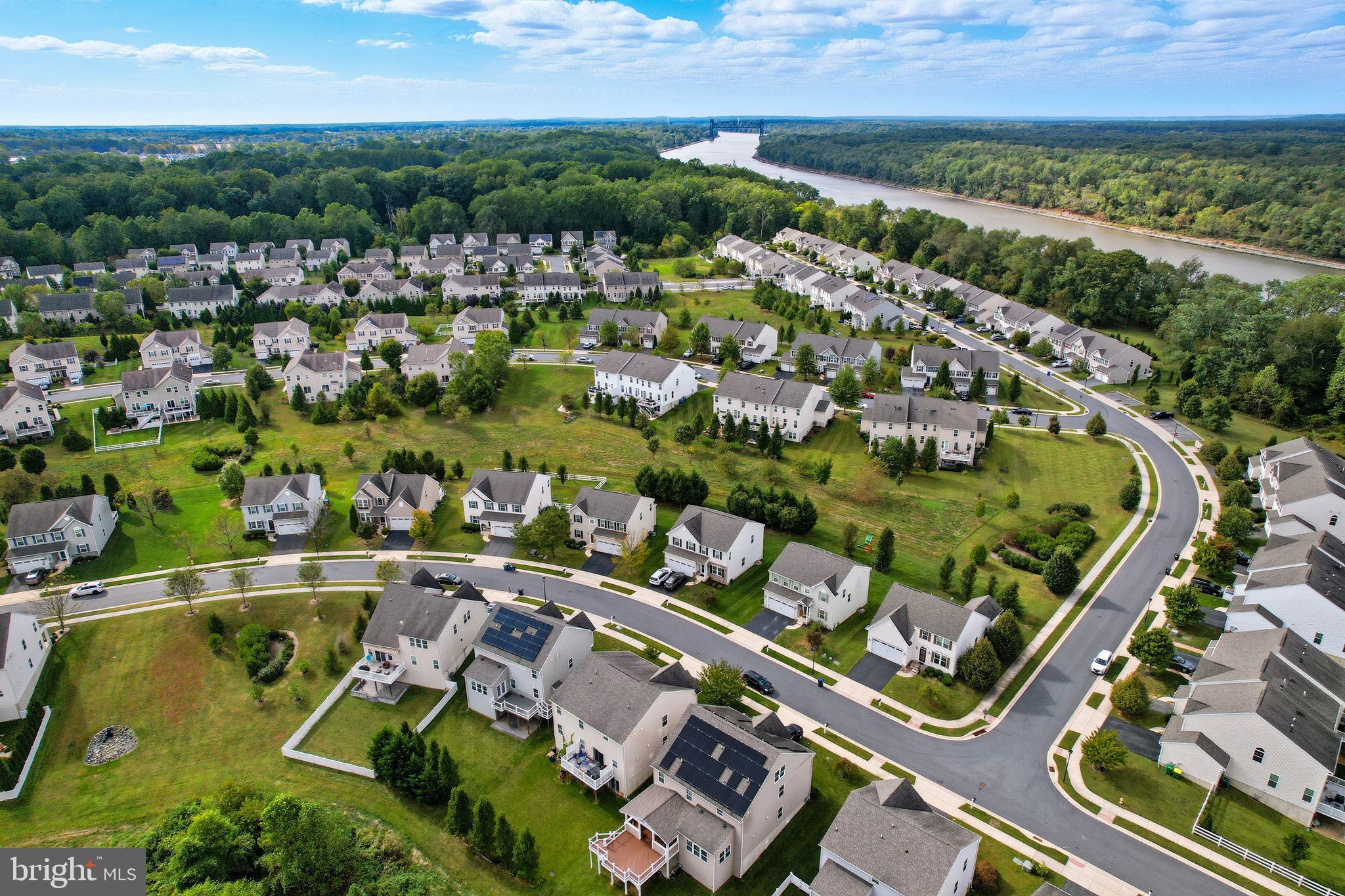 CANAL VIEW - Residential