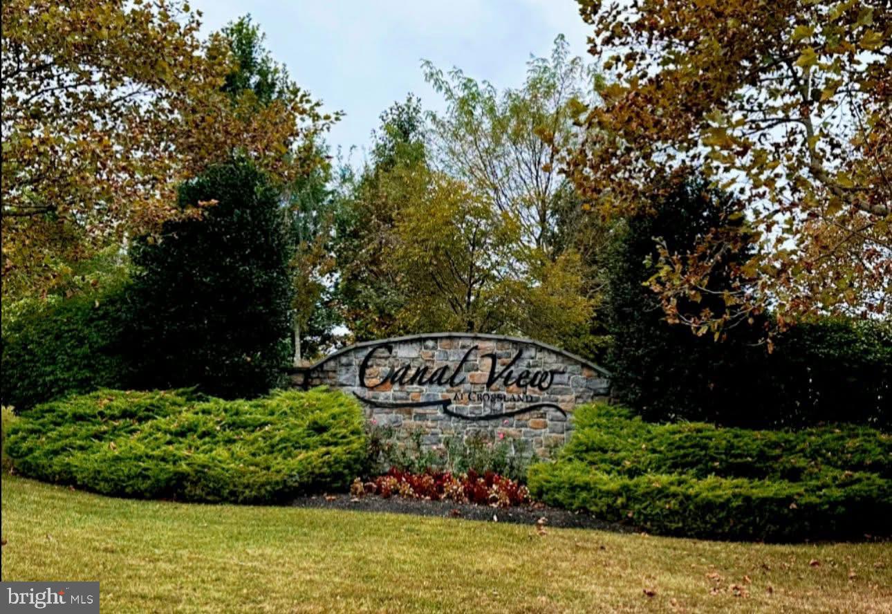 CANAL VIEW - Residential