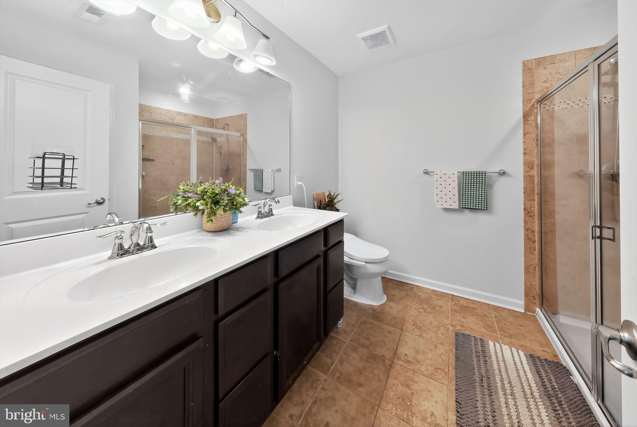 CANAL VIEW - Residential