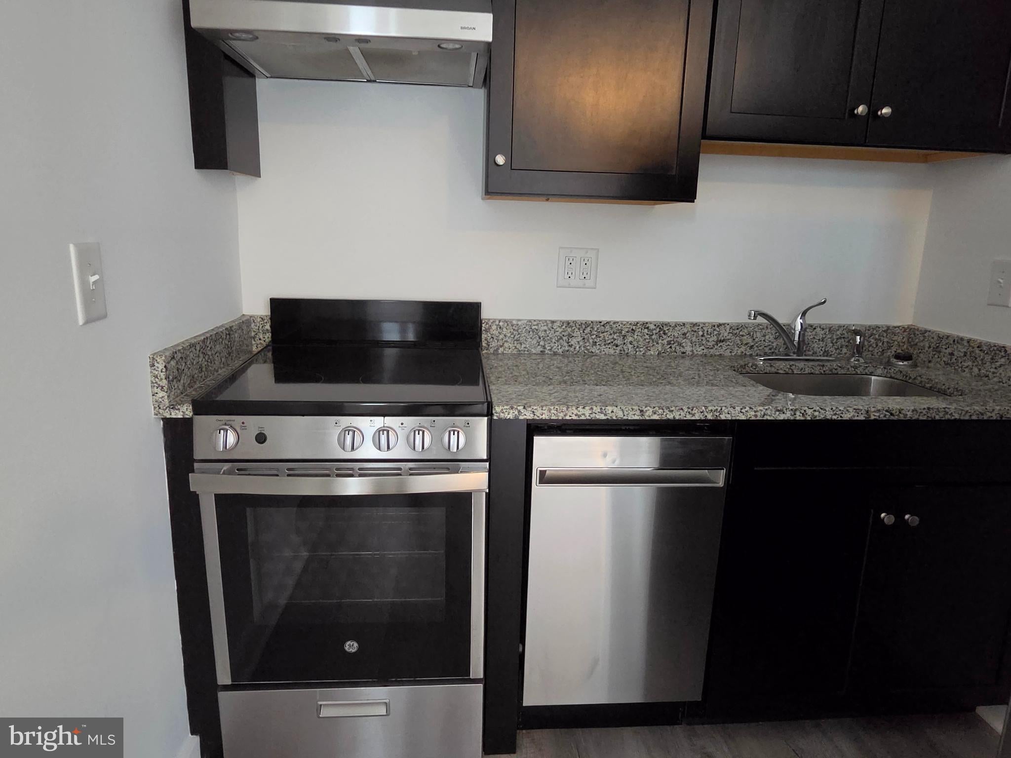 2205 PRINCESS ANNE STREET 201