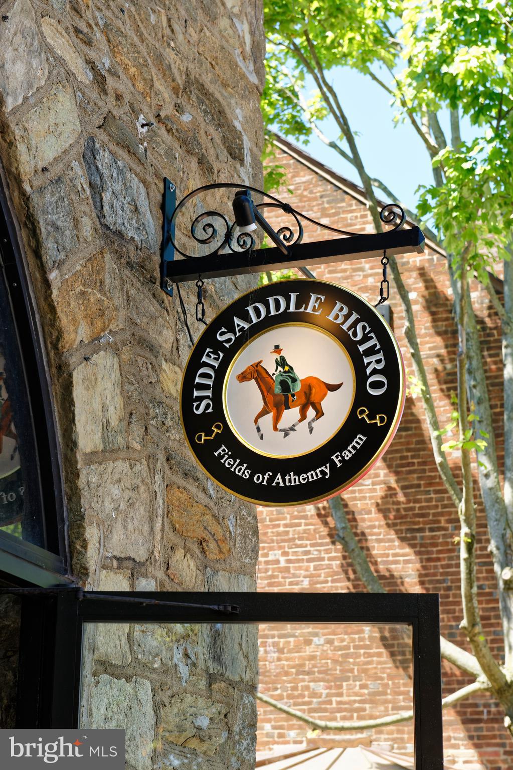 MCDONALD - Residential