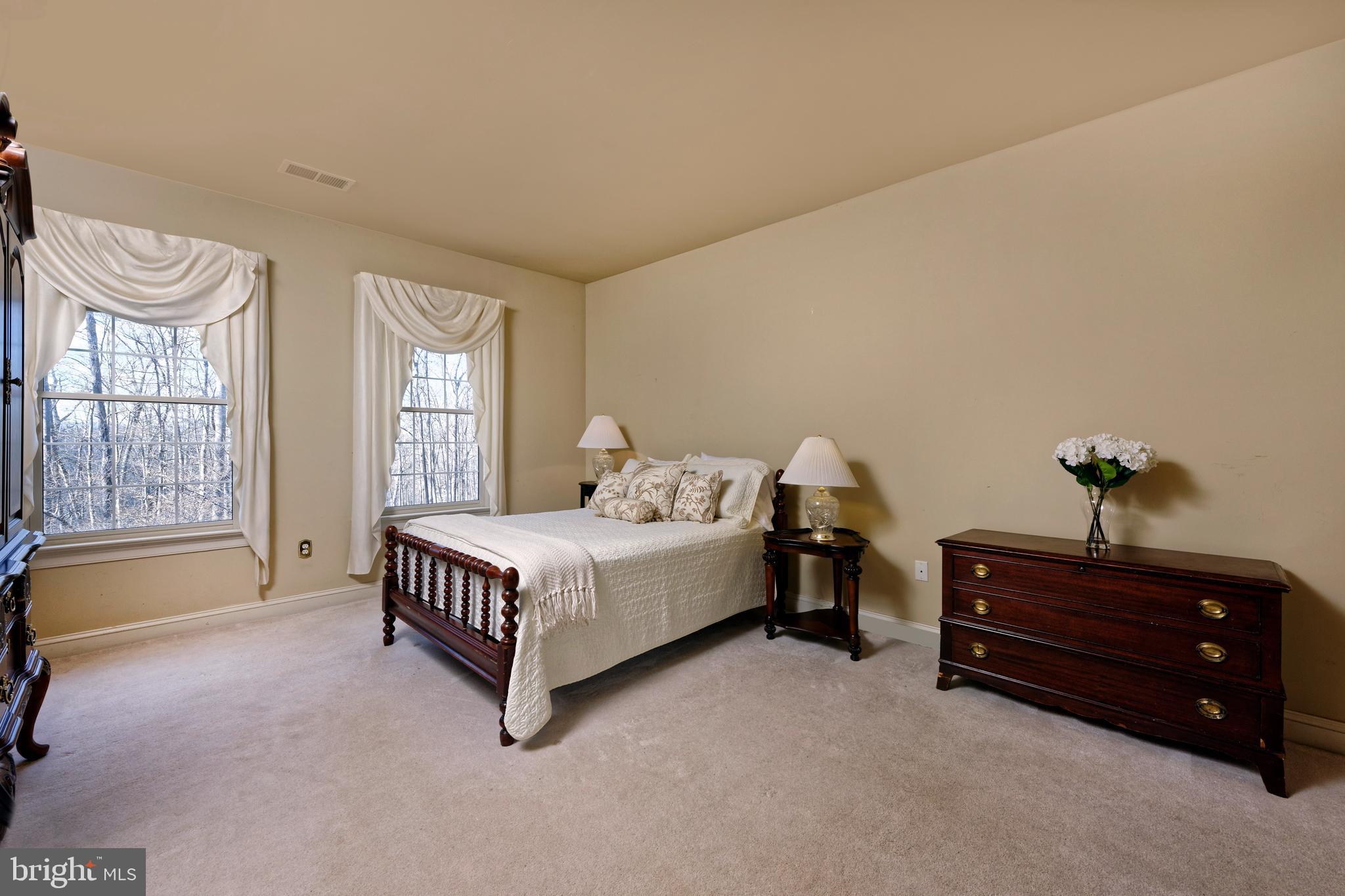 MCDONALD - Residential