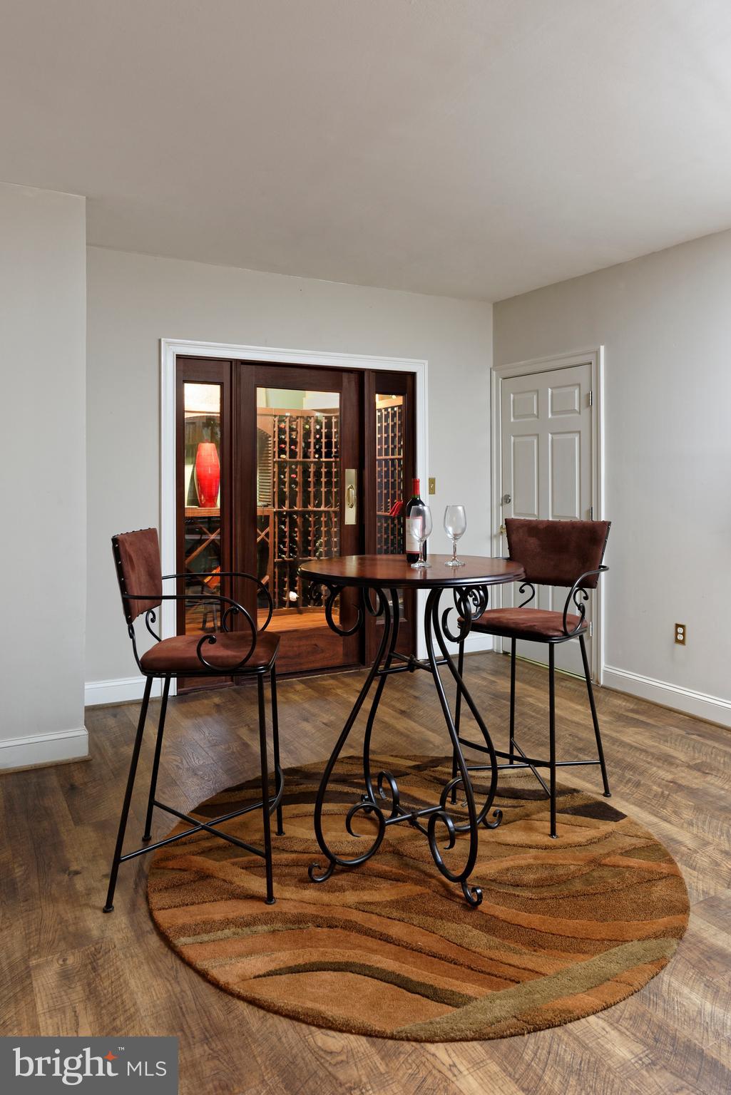 MCDONALD - Residential