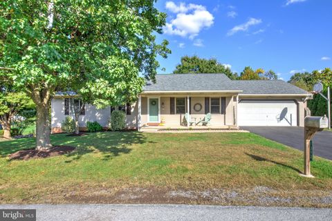 Photo of 1393 Douglas Drive, DENVER, PA 17517 (MLS # PALA2077708)