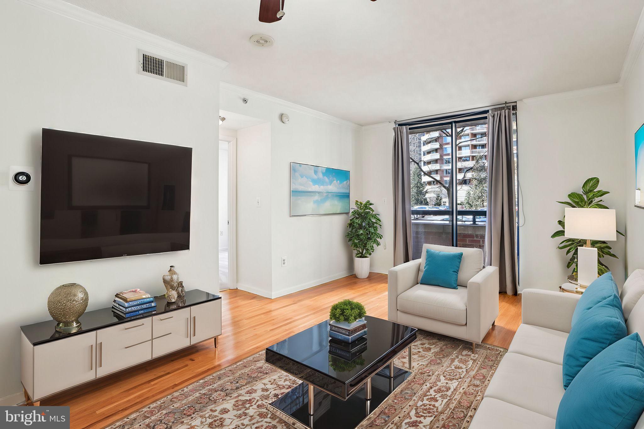 LEXINGTON SQUARE - Residential Lease