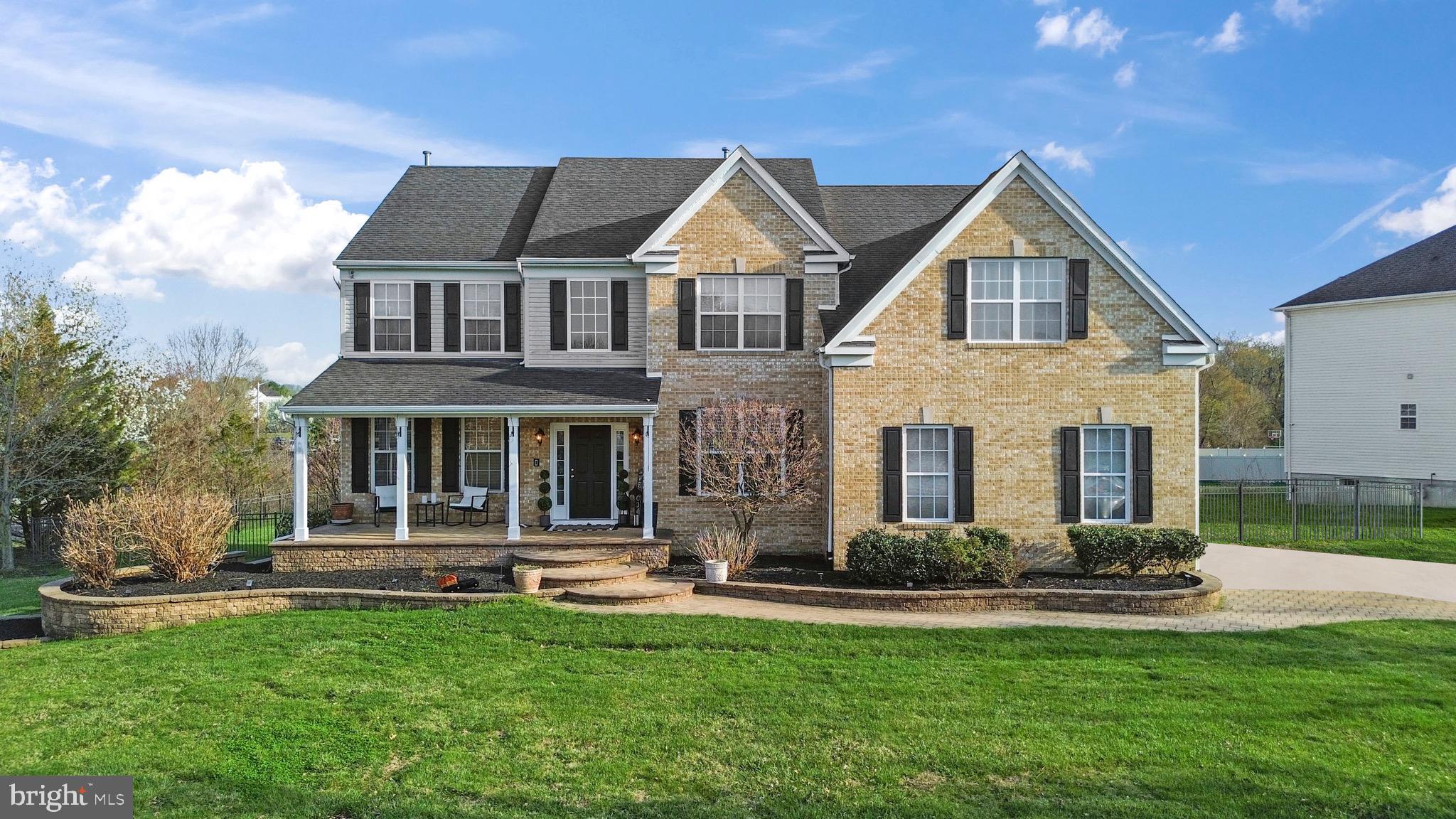 10 TARA DRIVE
