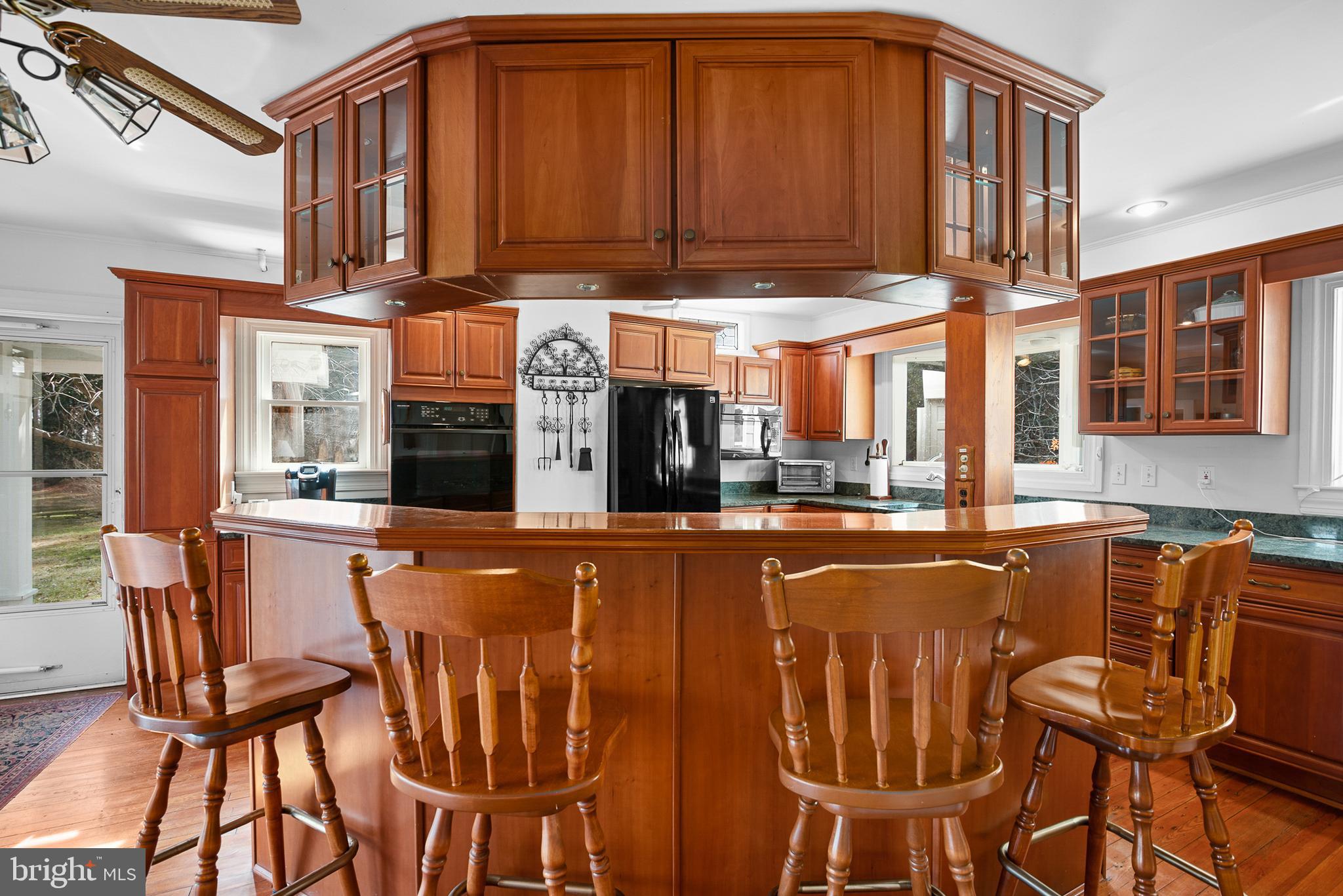 QUAKER NECK - Residential