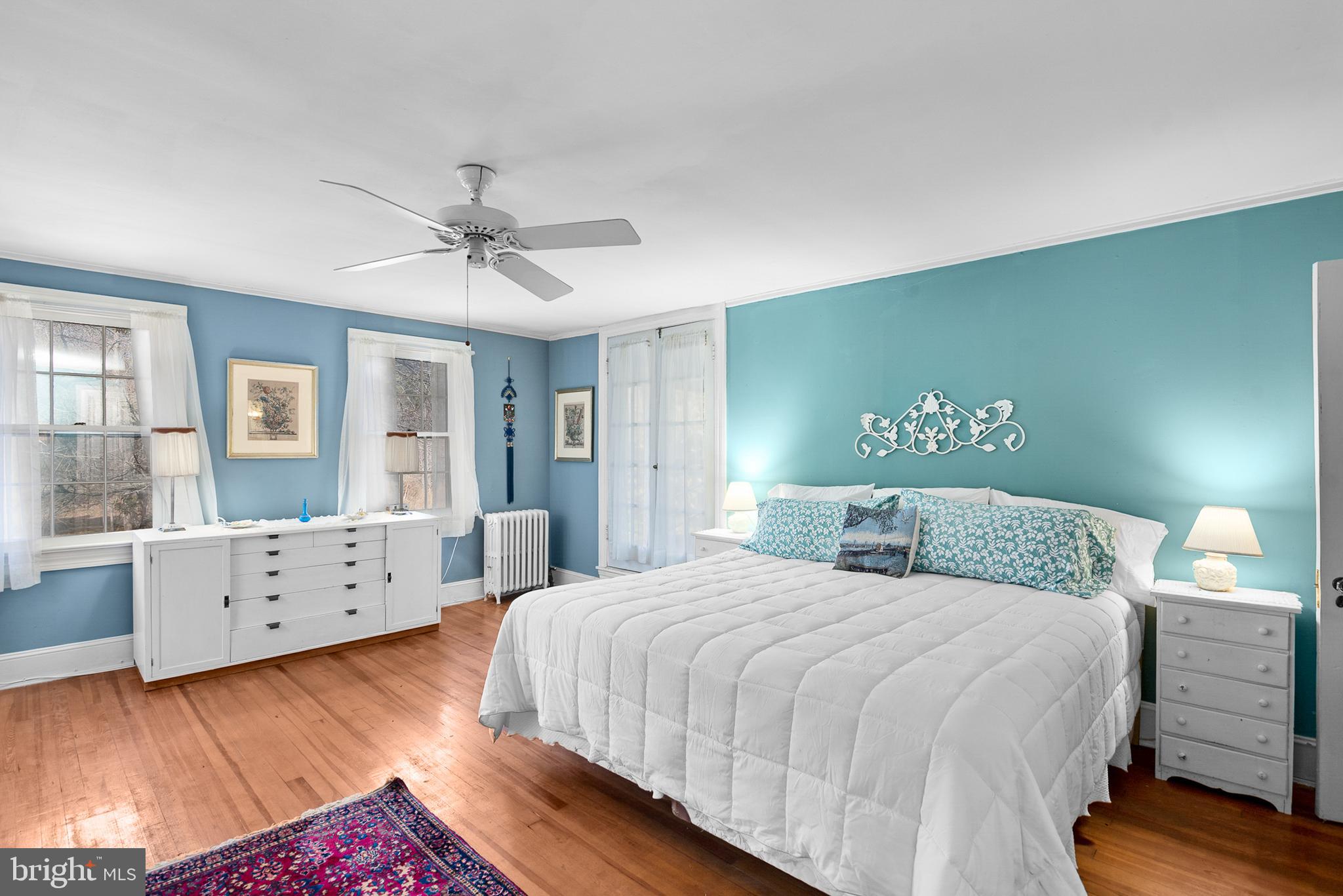 QUAKER NECK - Residential