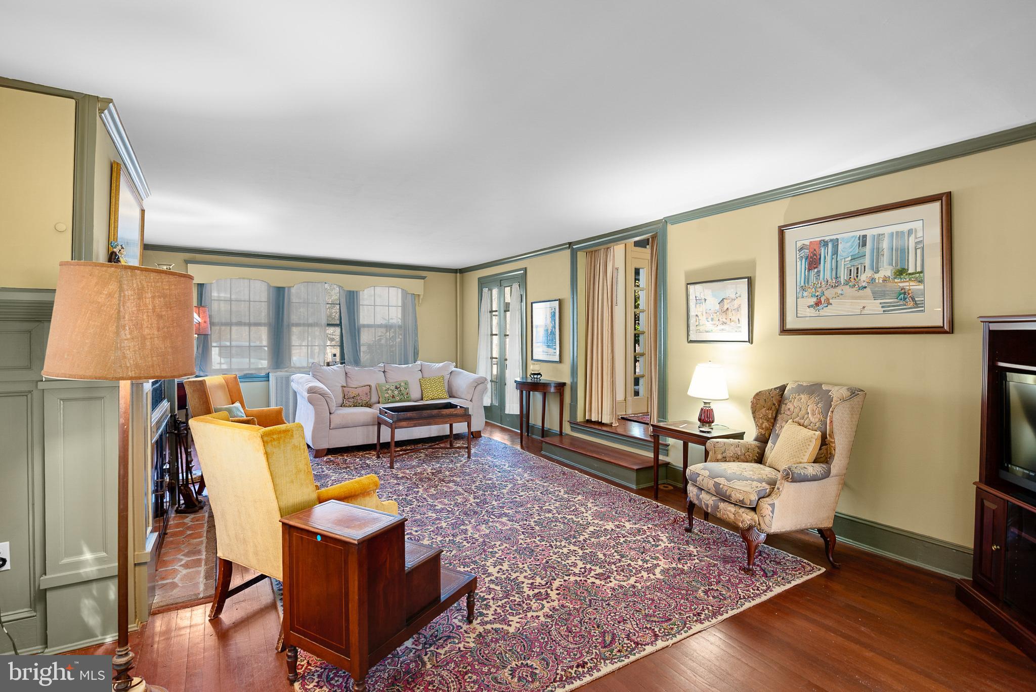 QUAKER NECK - Residential