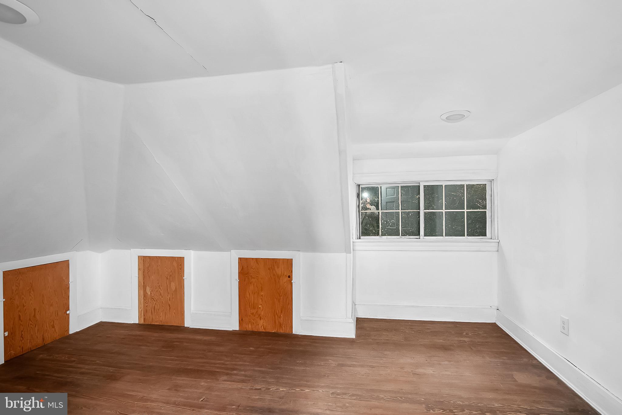 QUAKER NECK - Residential