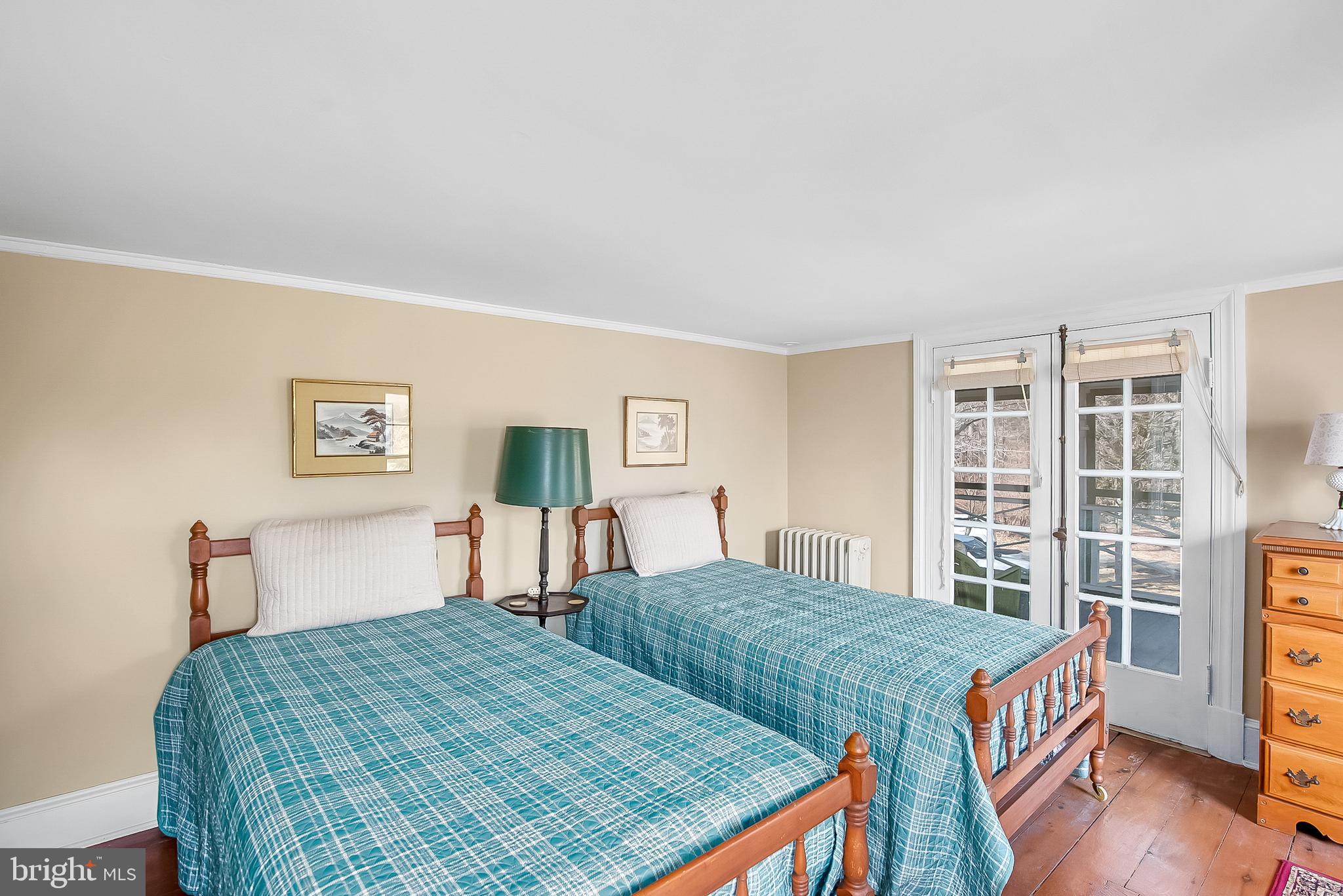 QUAKER NECK - Residential