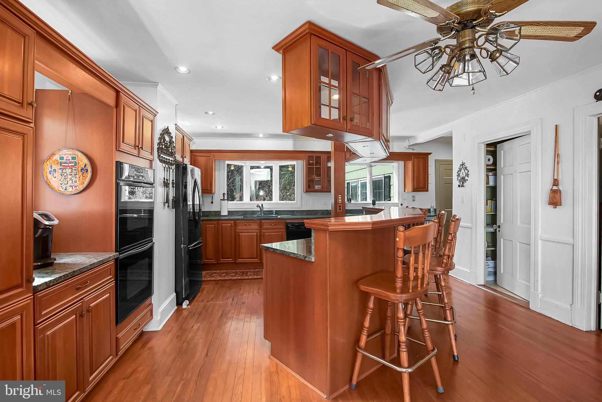 QUAKER NECK - Residential