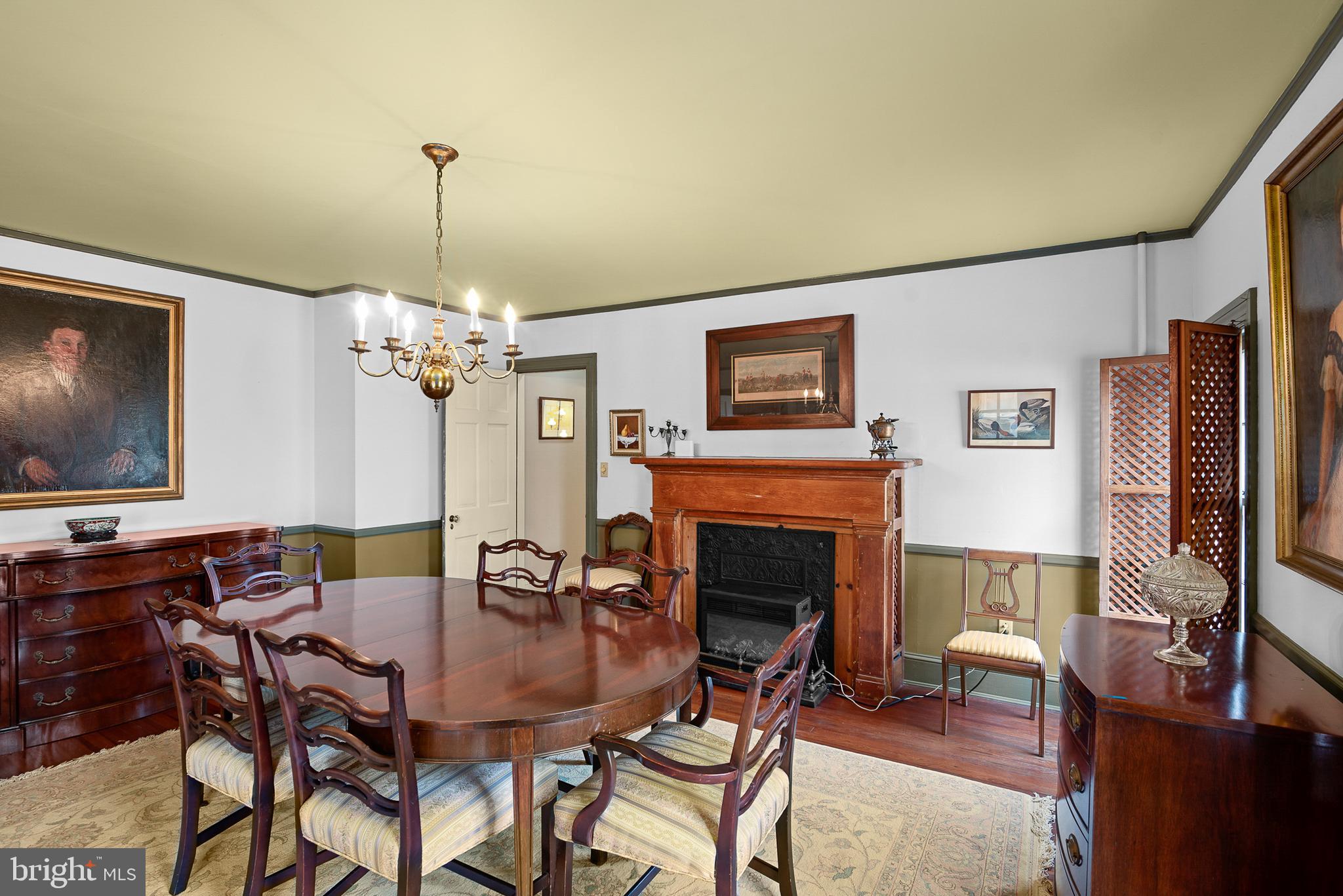 QUAKER NECK - Residential