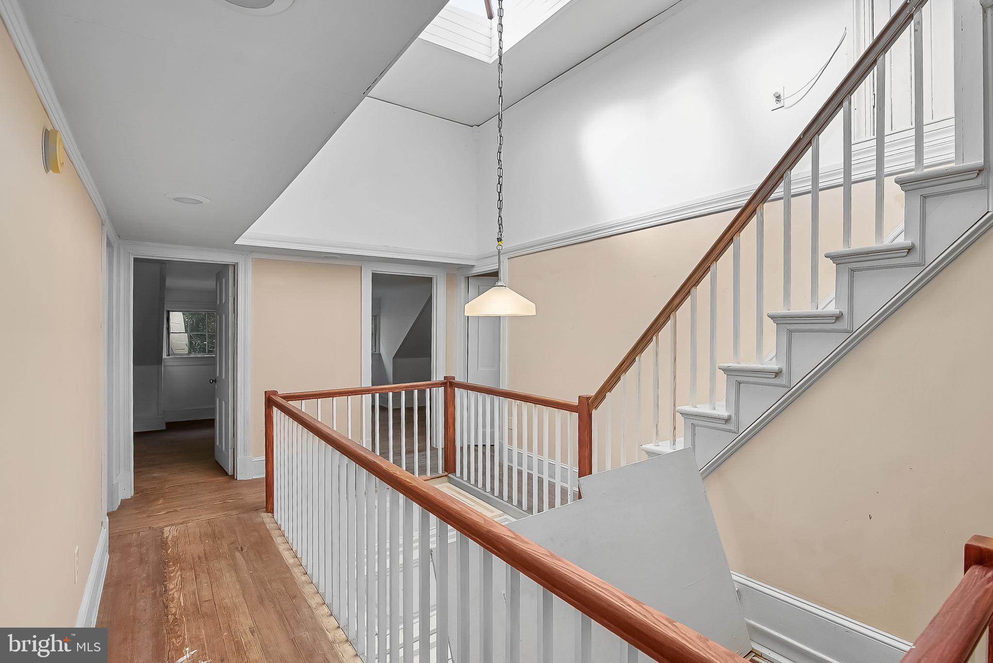 QUAKER NECK - Residential