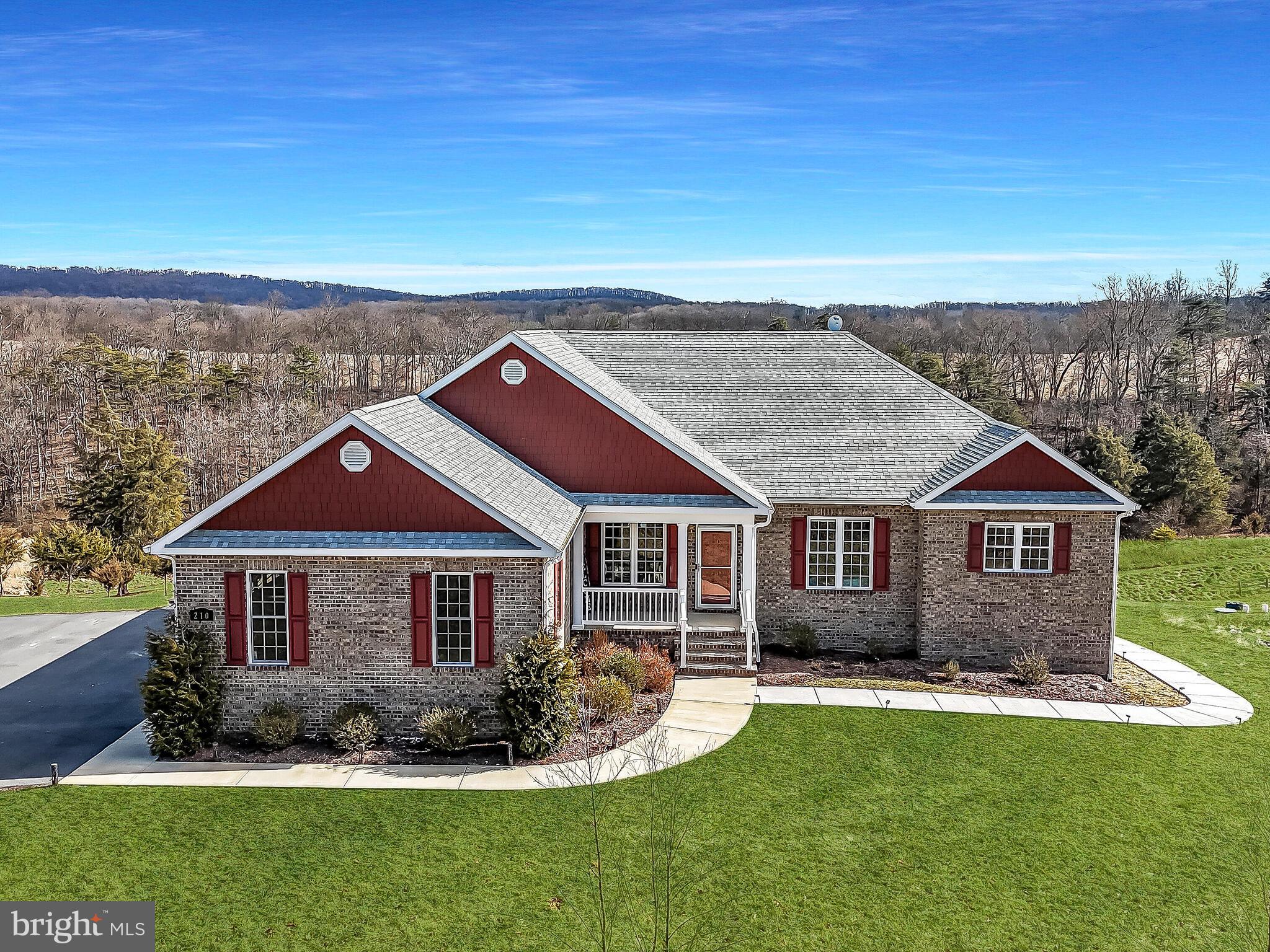 THE OAKS AT BRADDOCK CROSSING - Residential