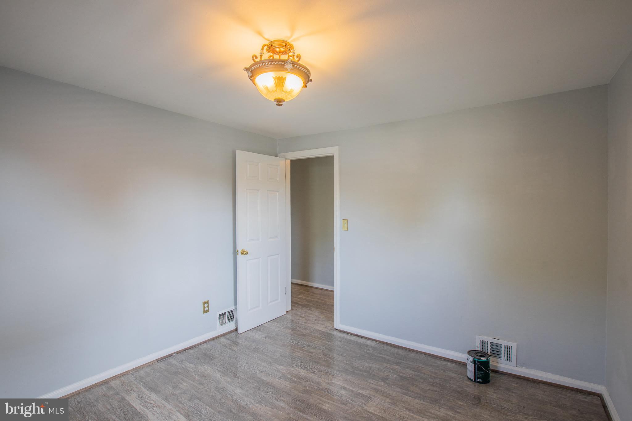 COLLEGE PARK - Residential Lease