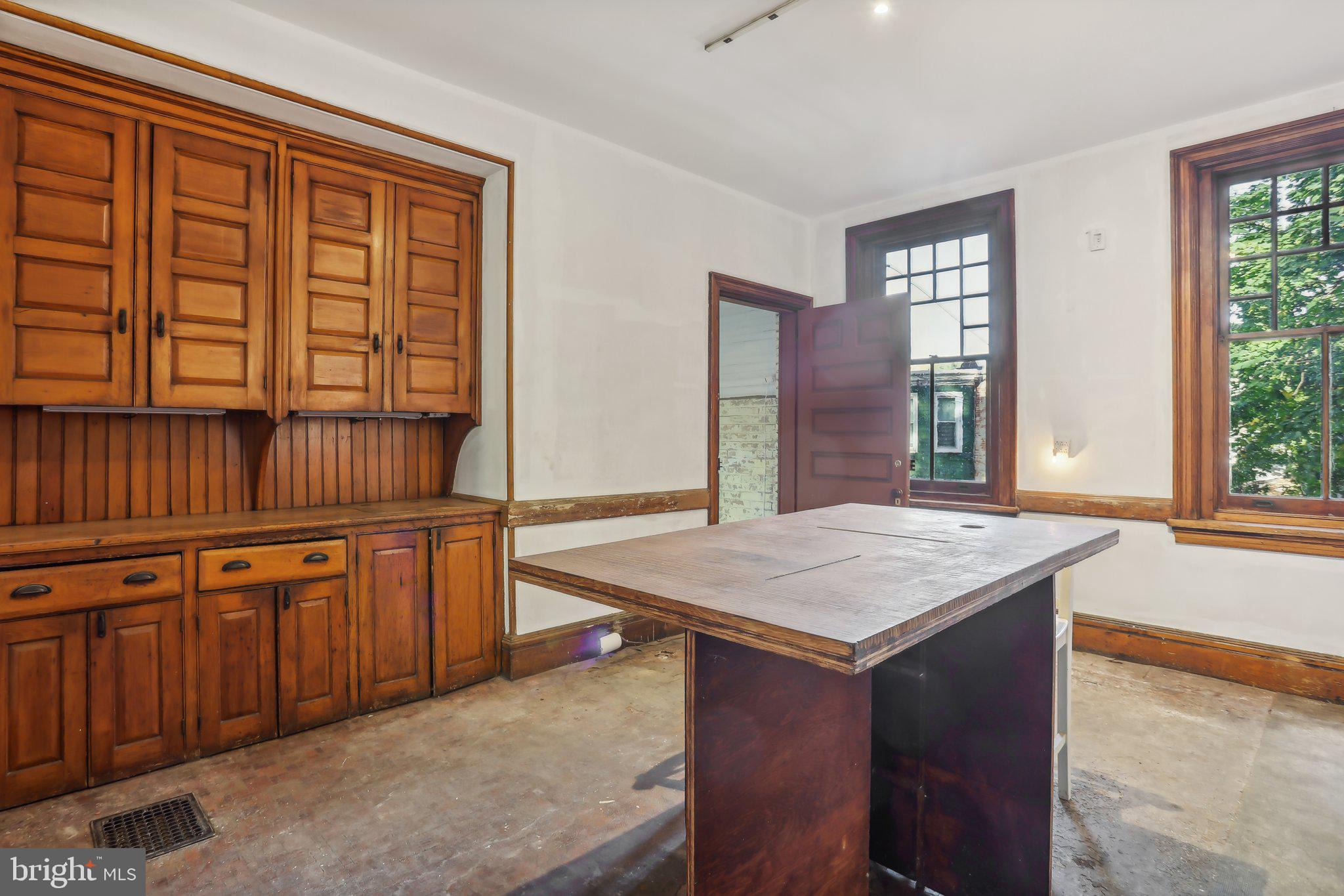 GERMANTOWN - Residential