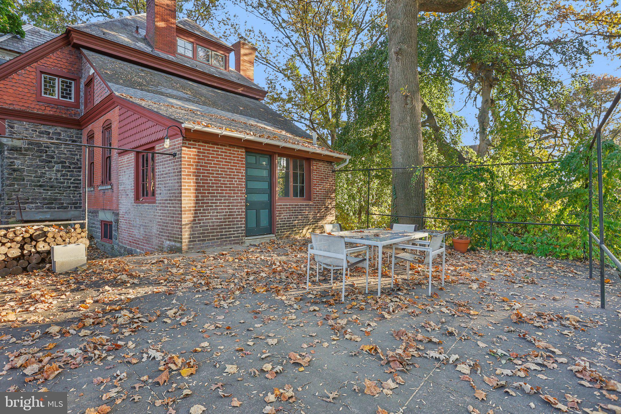 GERMANTOWN - Residential