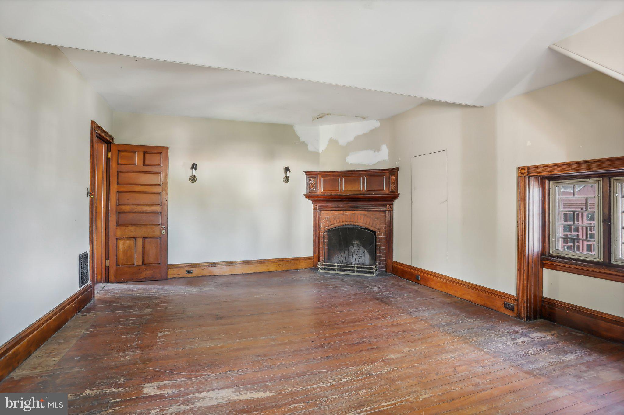 GERMANTOWN - Residential