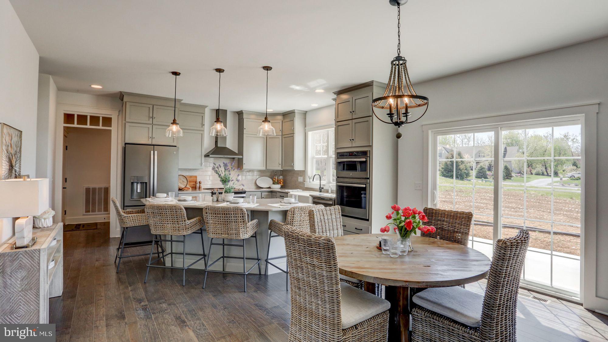 STRATHFORD MEADOWS - Residential