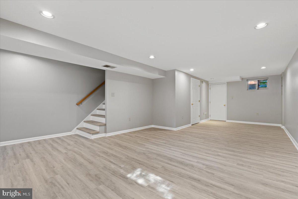 JEFFERSON HOMES - Residential