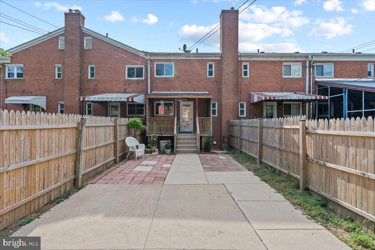 JEFFERSON HOMES - Residential