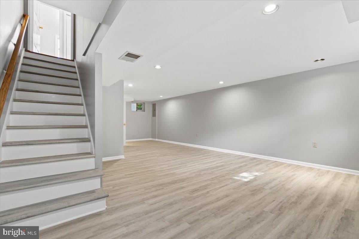 JEFFERSON HOMES - Residential