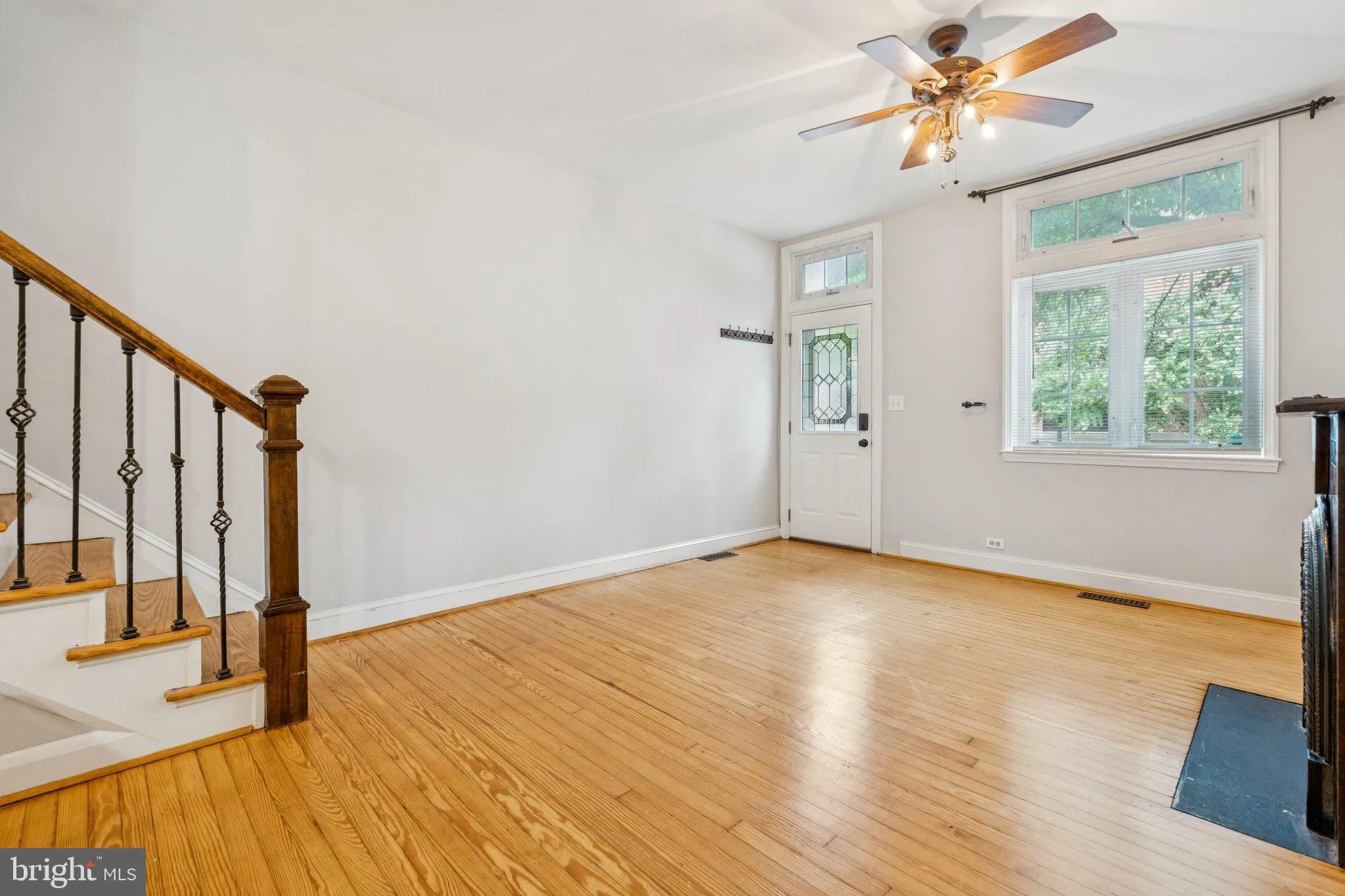 Baltimore, Maryland 21224, United States, 2 Bedrooms Bedrooms, ,2 BathroomsBathrooms,Residential,Pending,191826