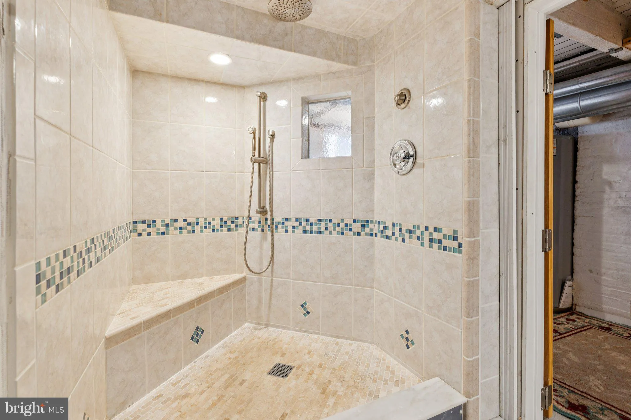 Baltimore, Maryland 21224, United States, 2 Bedrooms Bedrooms, ,2 BathroomsBathrooms,Residential,Pending,191826