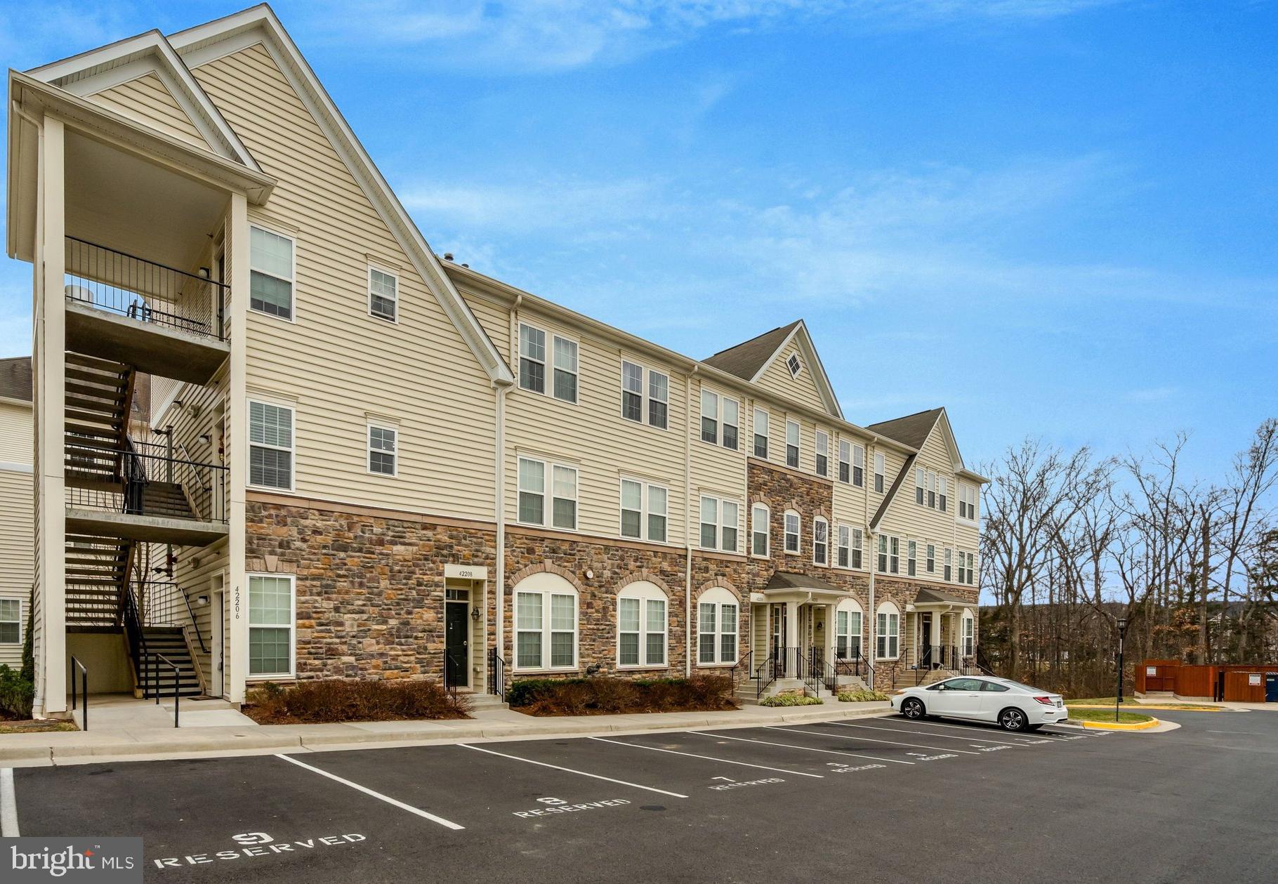 MERCER PARK CONDOMINIUM - Residential