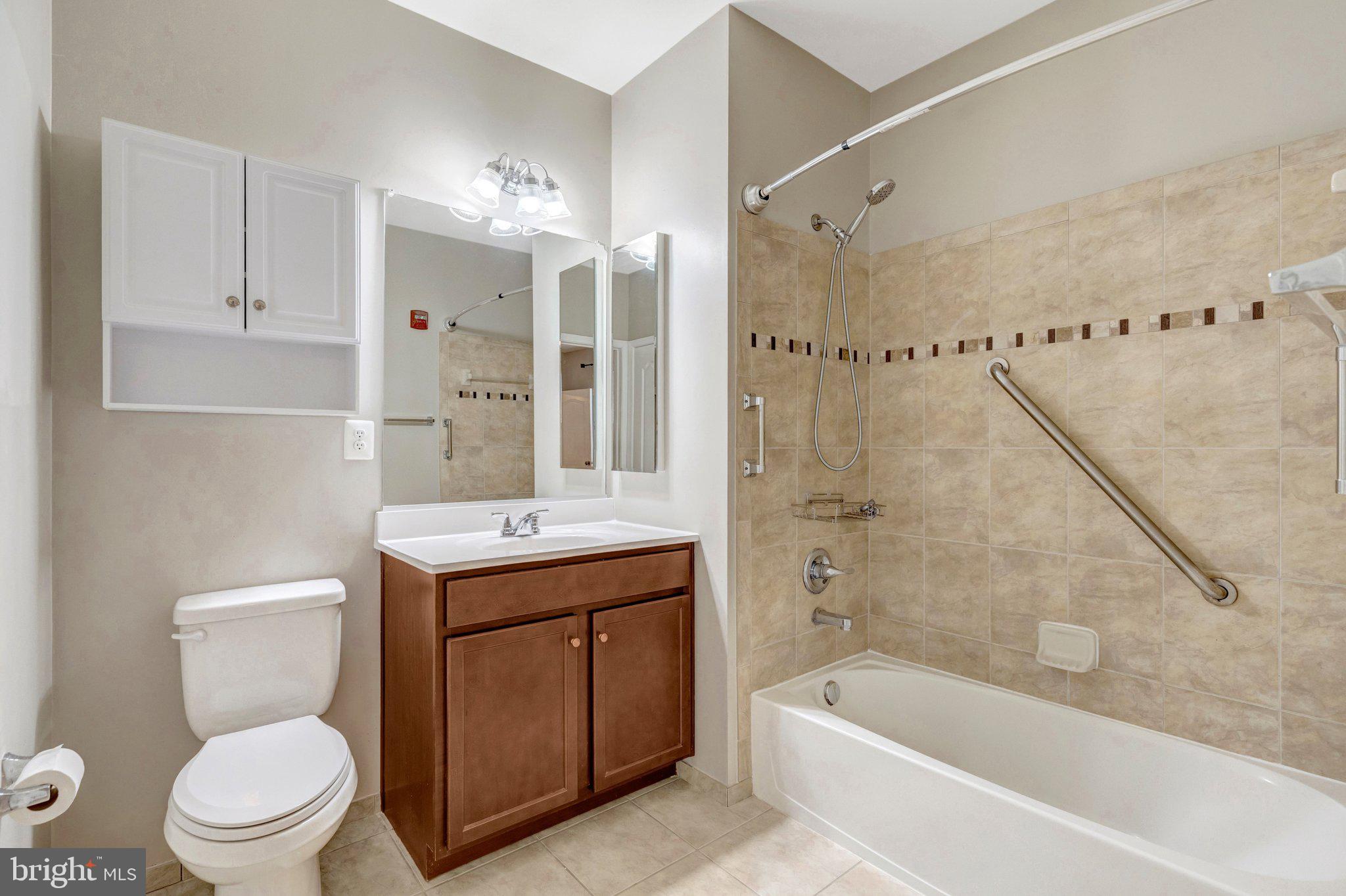 MERCER PARK CONDOMINIUM - Residential